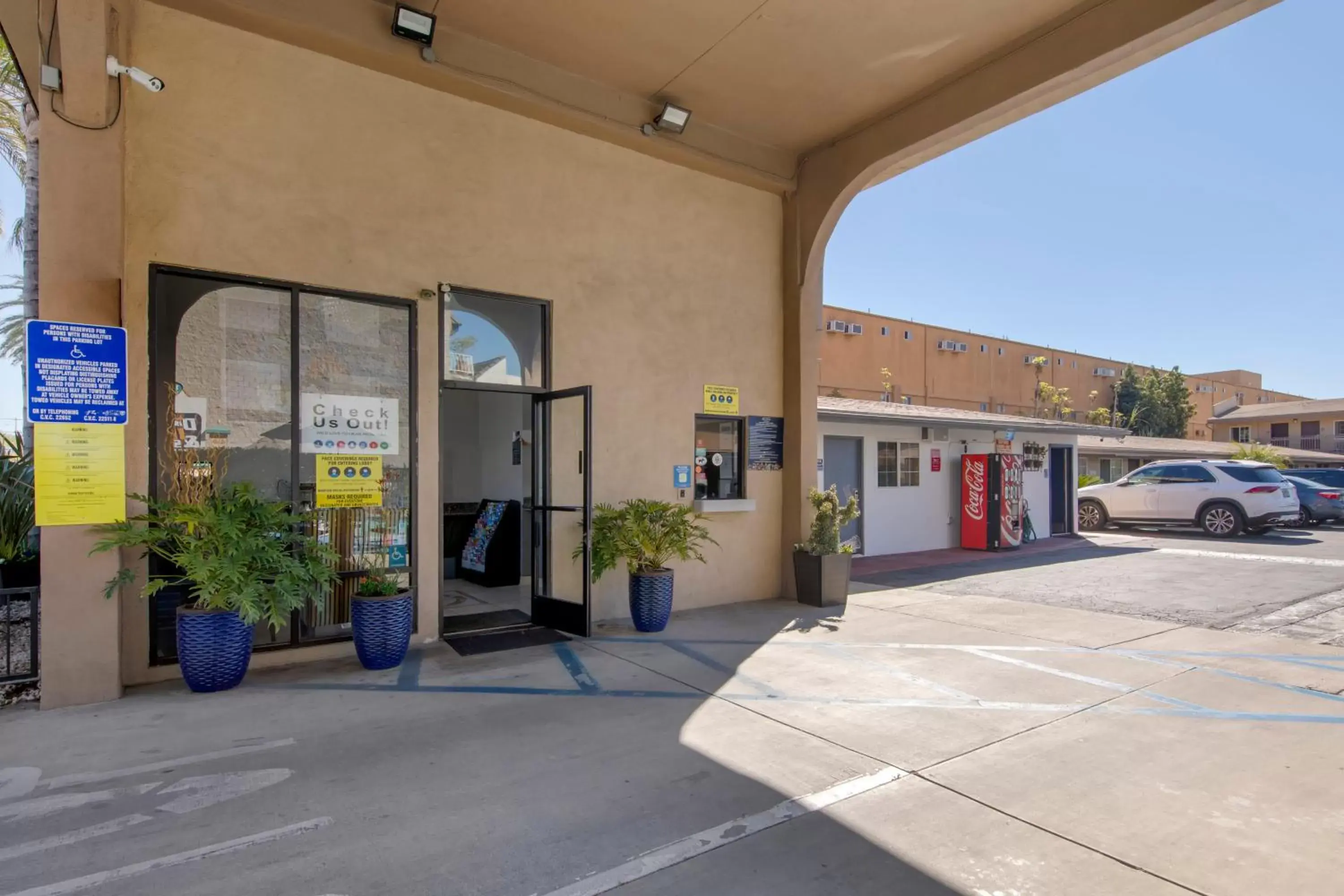 Lobby or reception in Anaheim Discovery Inn and Suites