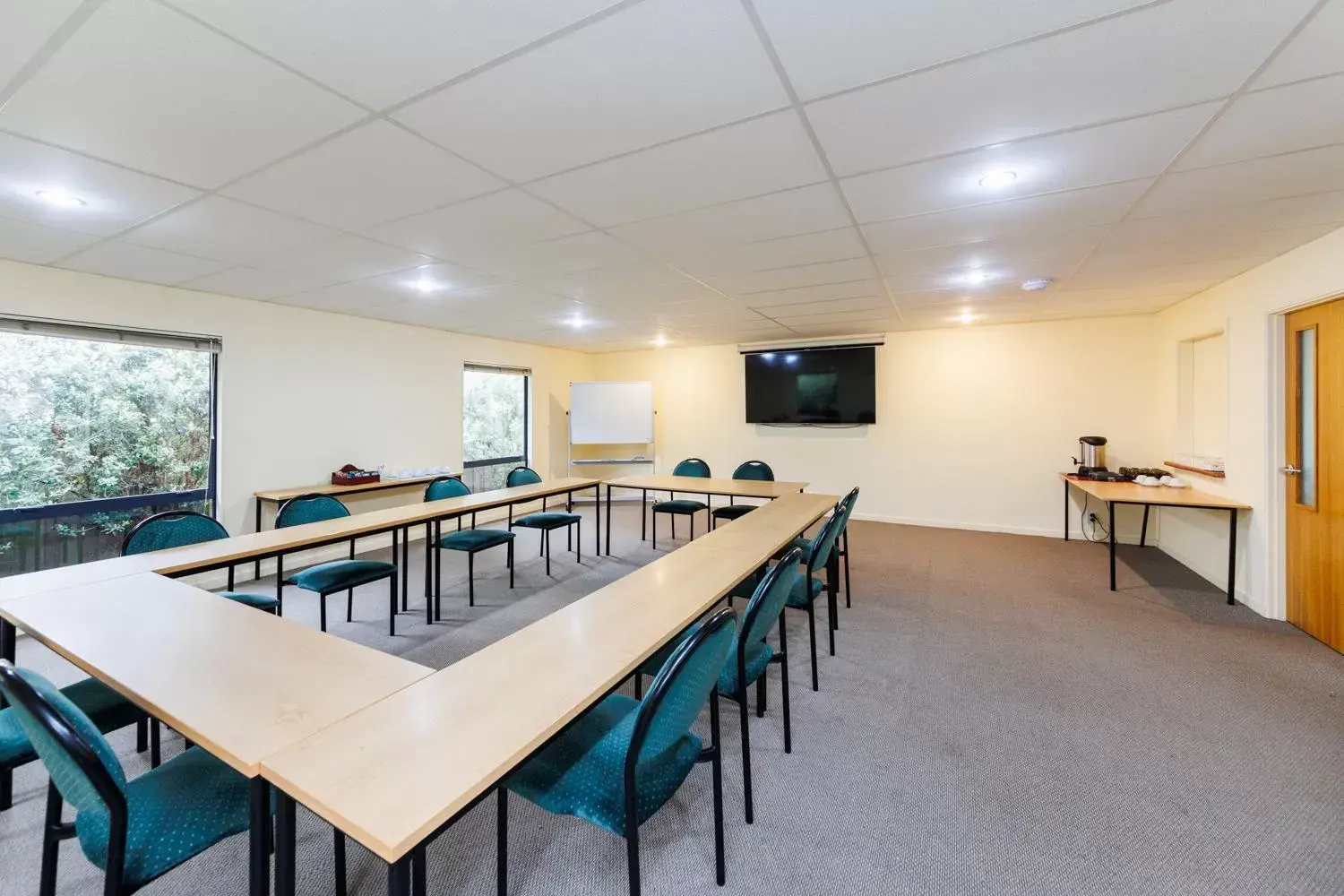 Meeting/conference room in Bella Vista Motel Palmerston North