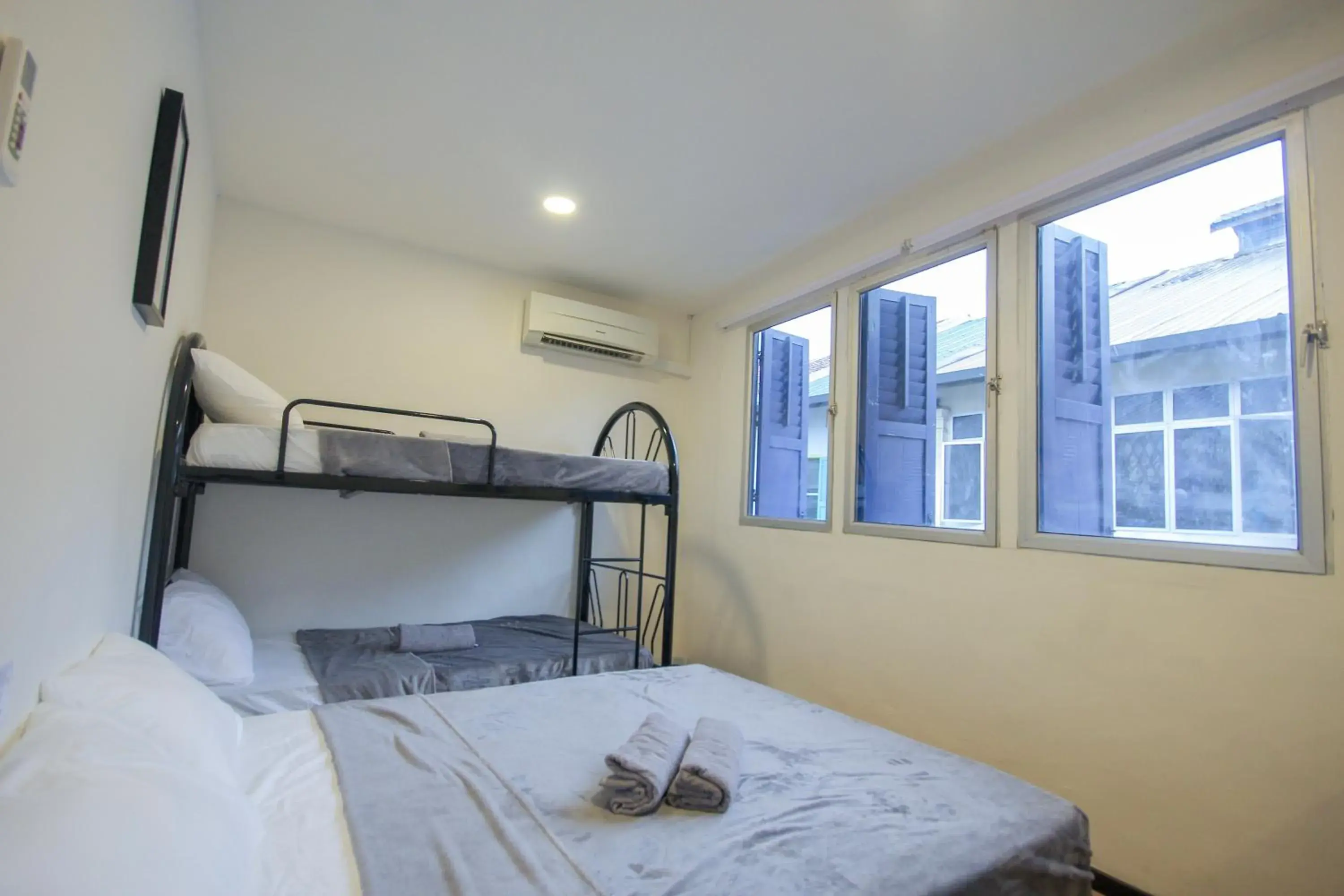 Deluxe Quadruple Room in Little Houses Deluxe Quadruple Room in Little Houses