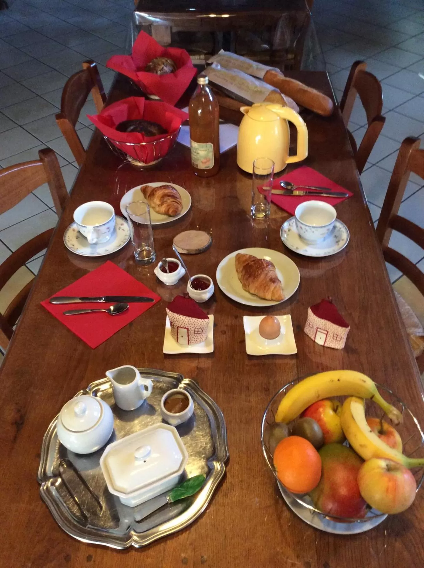 Continental breakfast in La Cense des 6 Sens