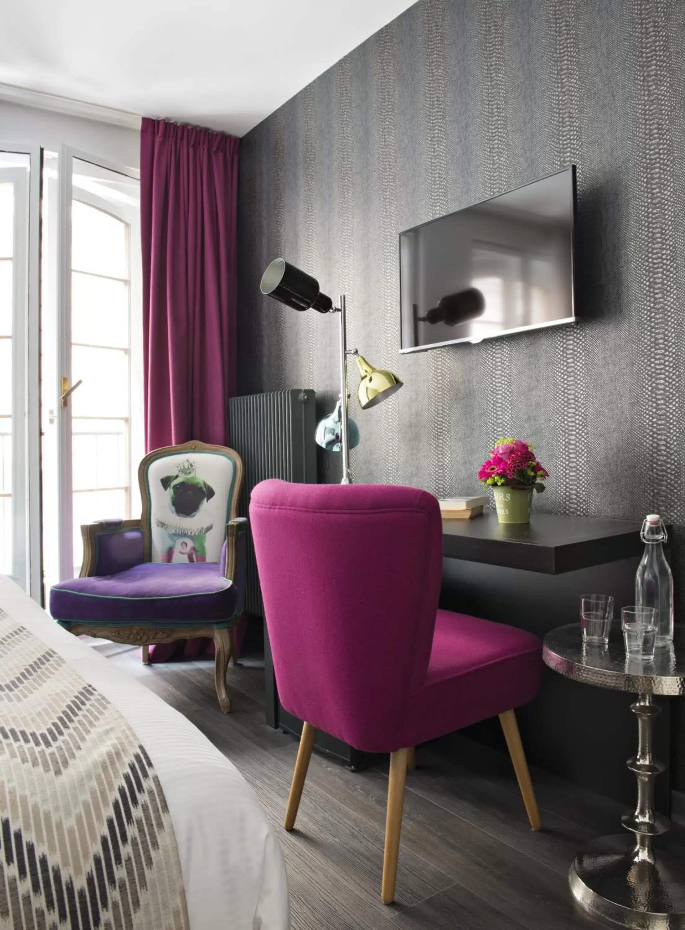 Comfort Twin Room in Hôtel Le Rohan, centre Cathédrale Comfort Twin Room in Hôtel Le Rohan, centre Cathédrale