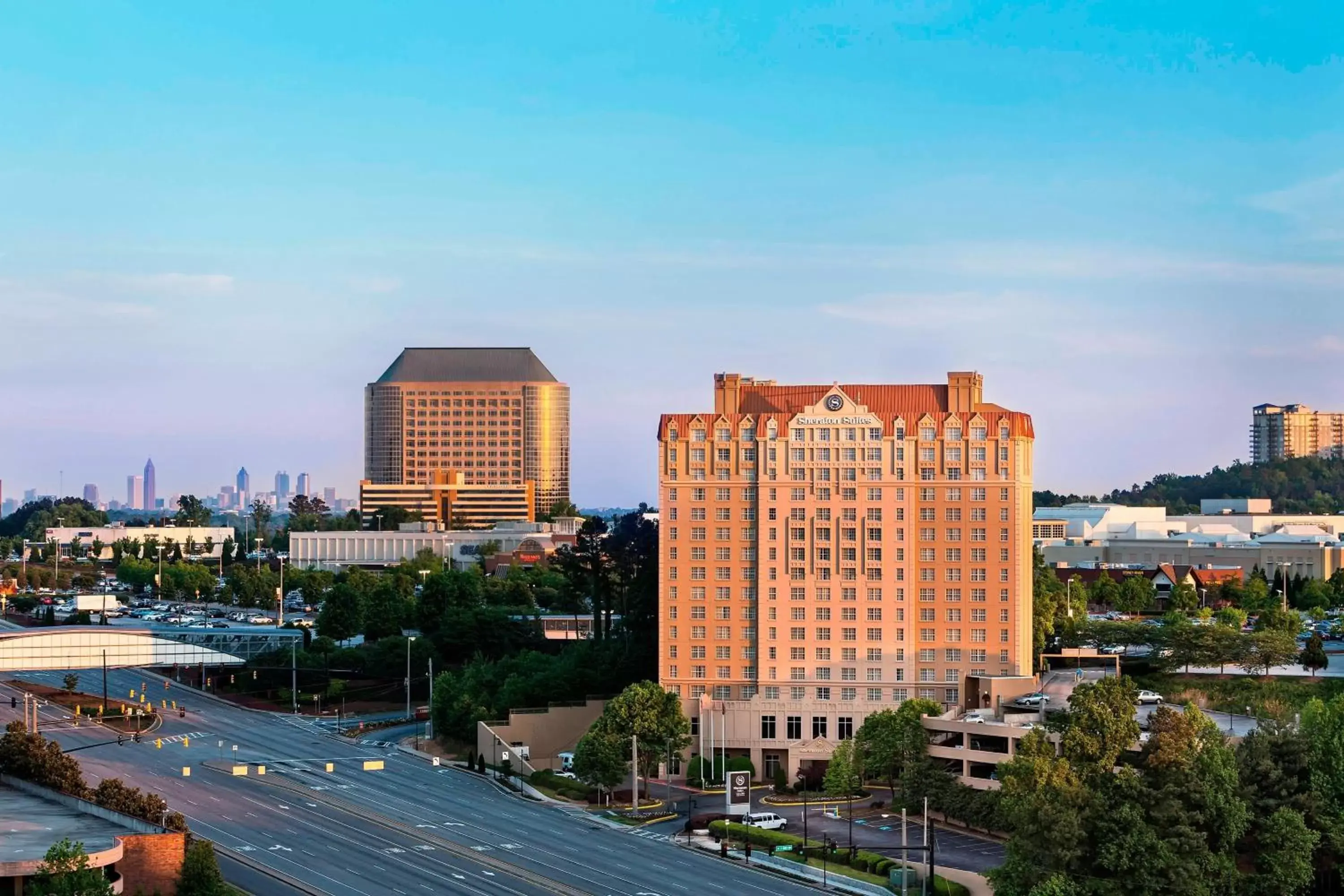 Property building in Sheraton Suites Galleria Atlanta