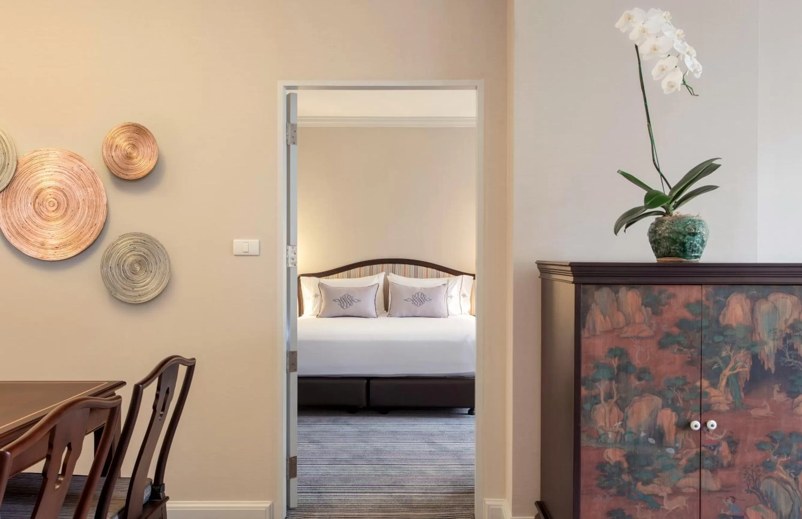 Bedroom, Bed in The Sukosol Hotel