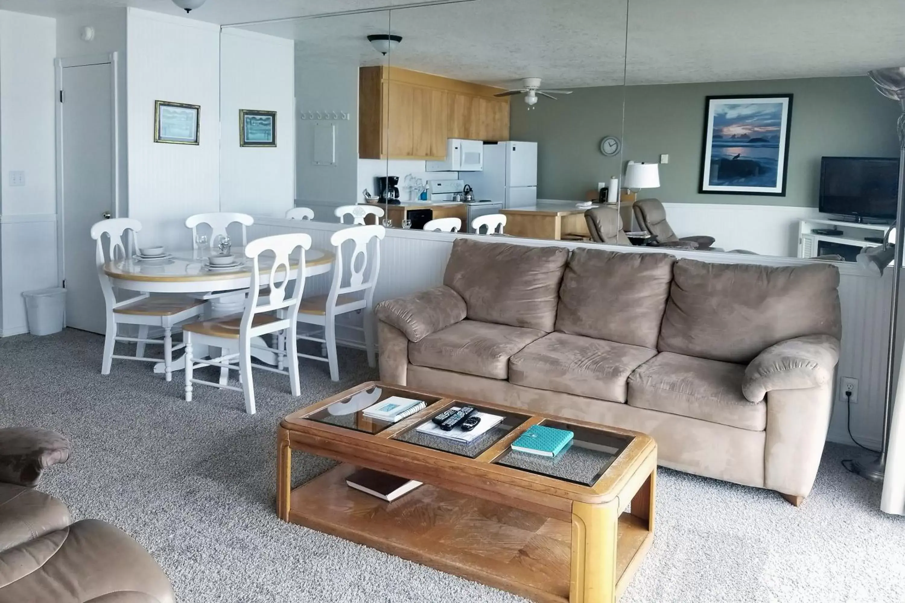 Living room, Seating Area in Ocean Terrace Condominiums