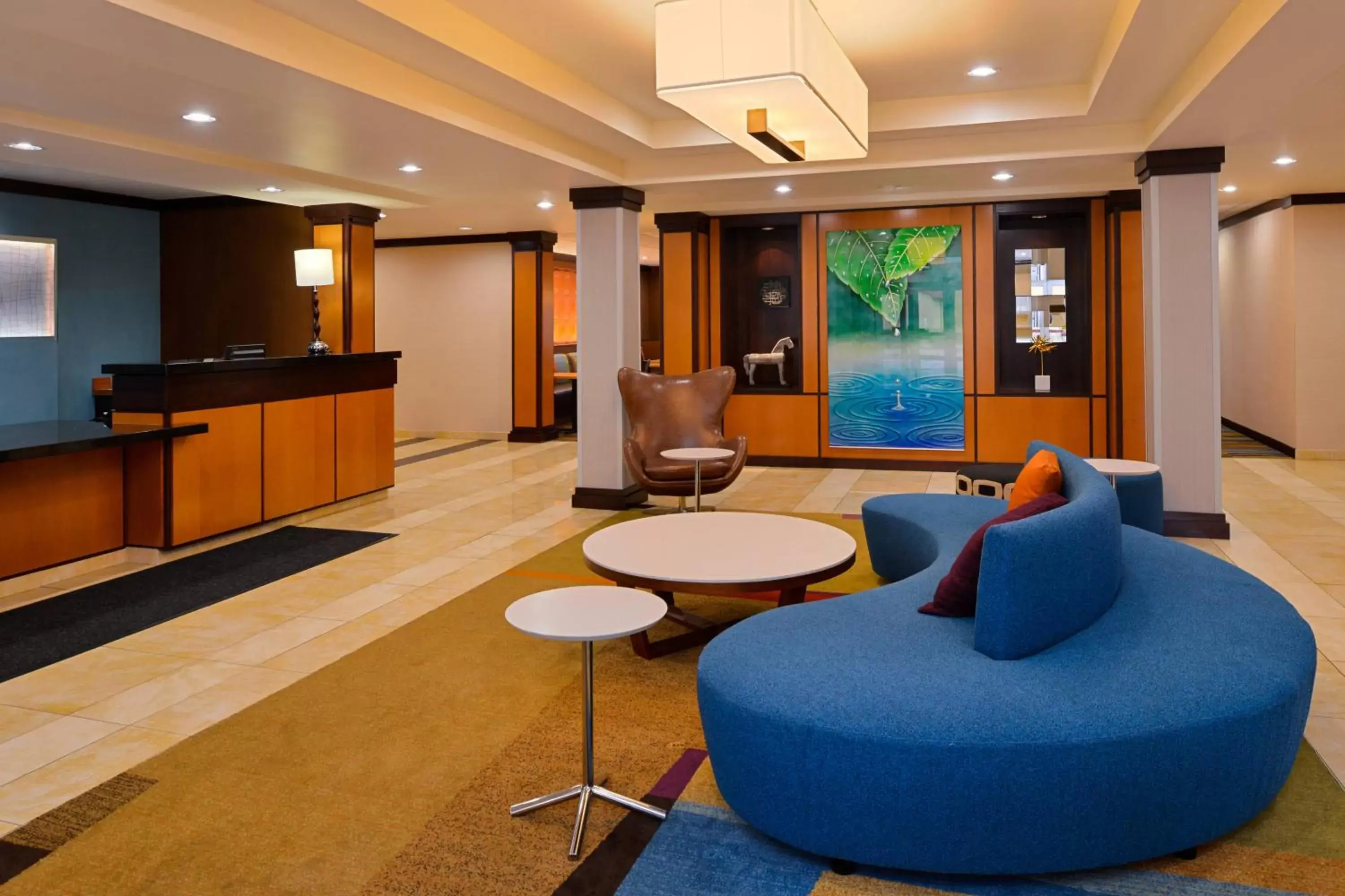 Lobby or reception, Seating Area in Fairfield Inn and Suites by Marriott Fort Wayne