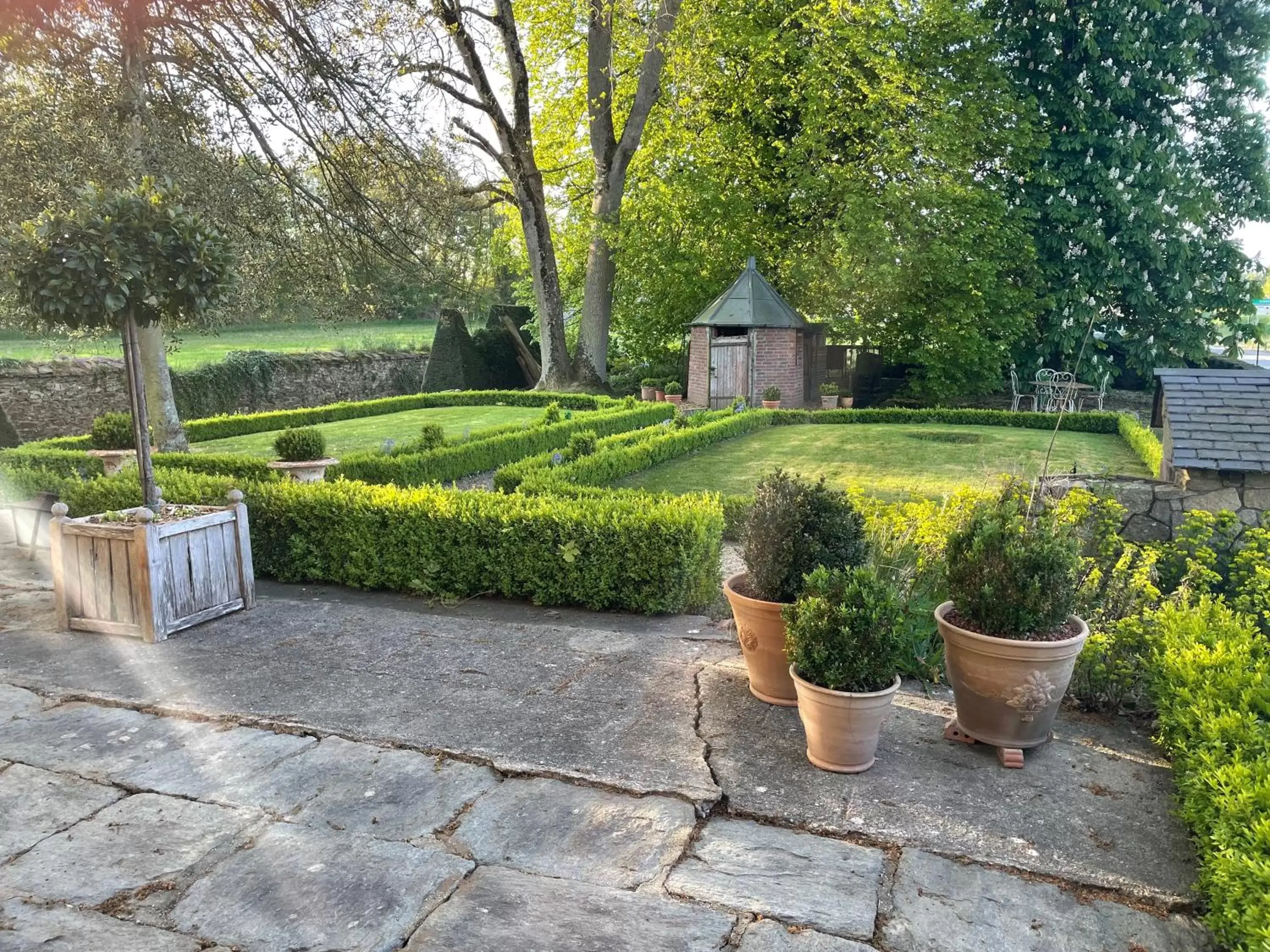 Garden view in Le Manoir de la Bigotière