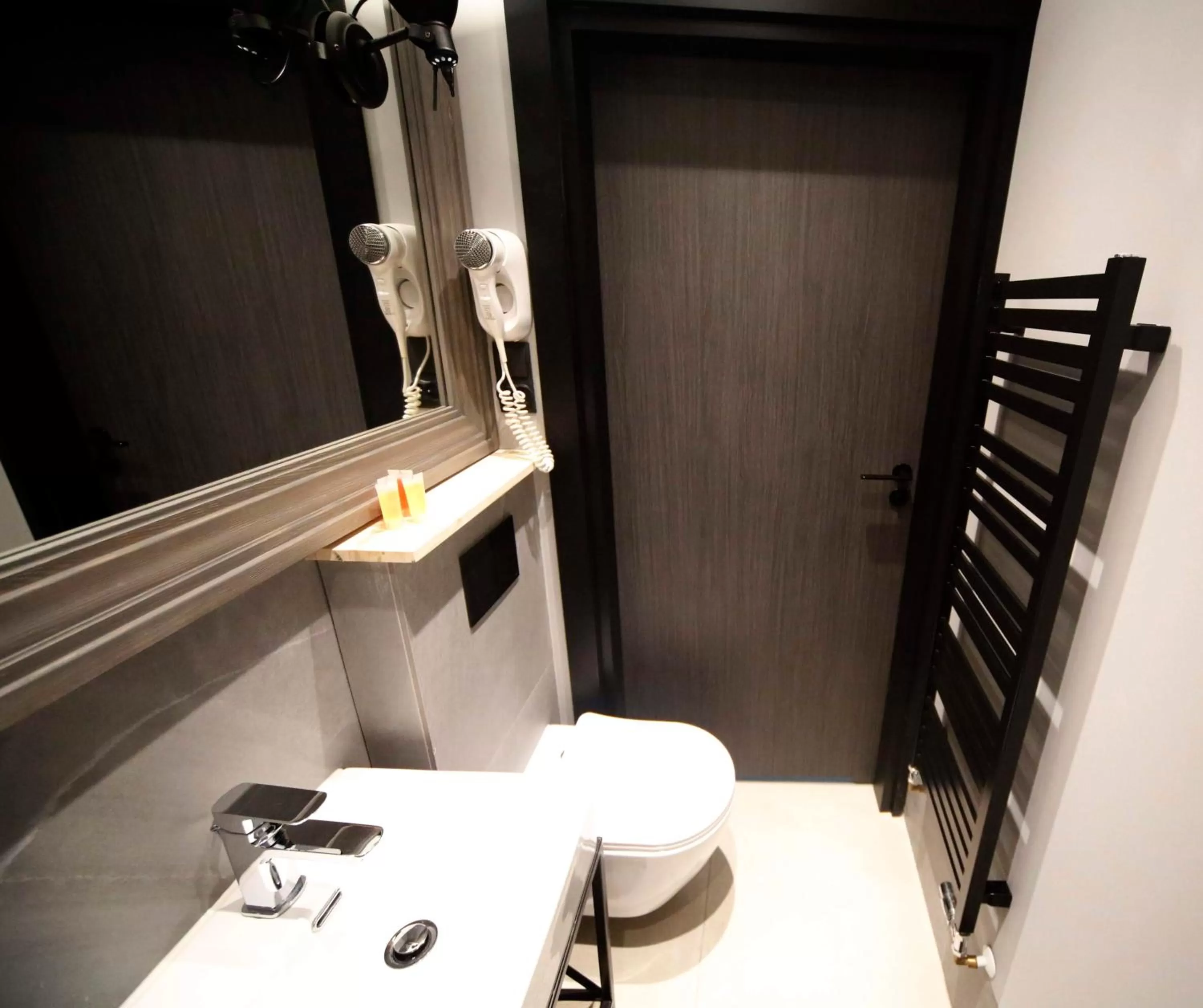 Bathroom in Hotel Pomarańczowa Plaża