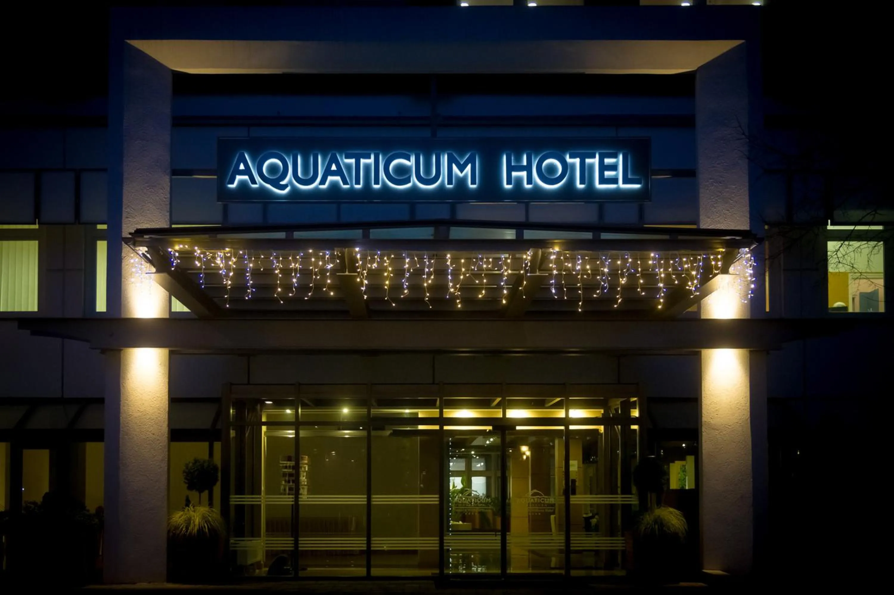 Facade/entrance in Aquaticum Debrecen Termal & Wellness Hotel