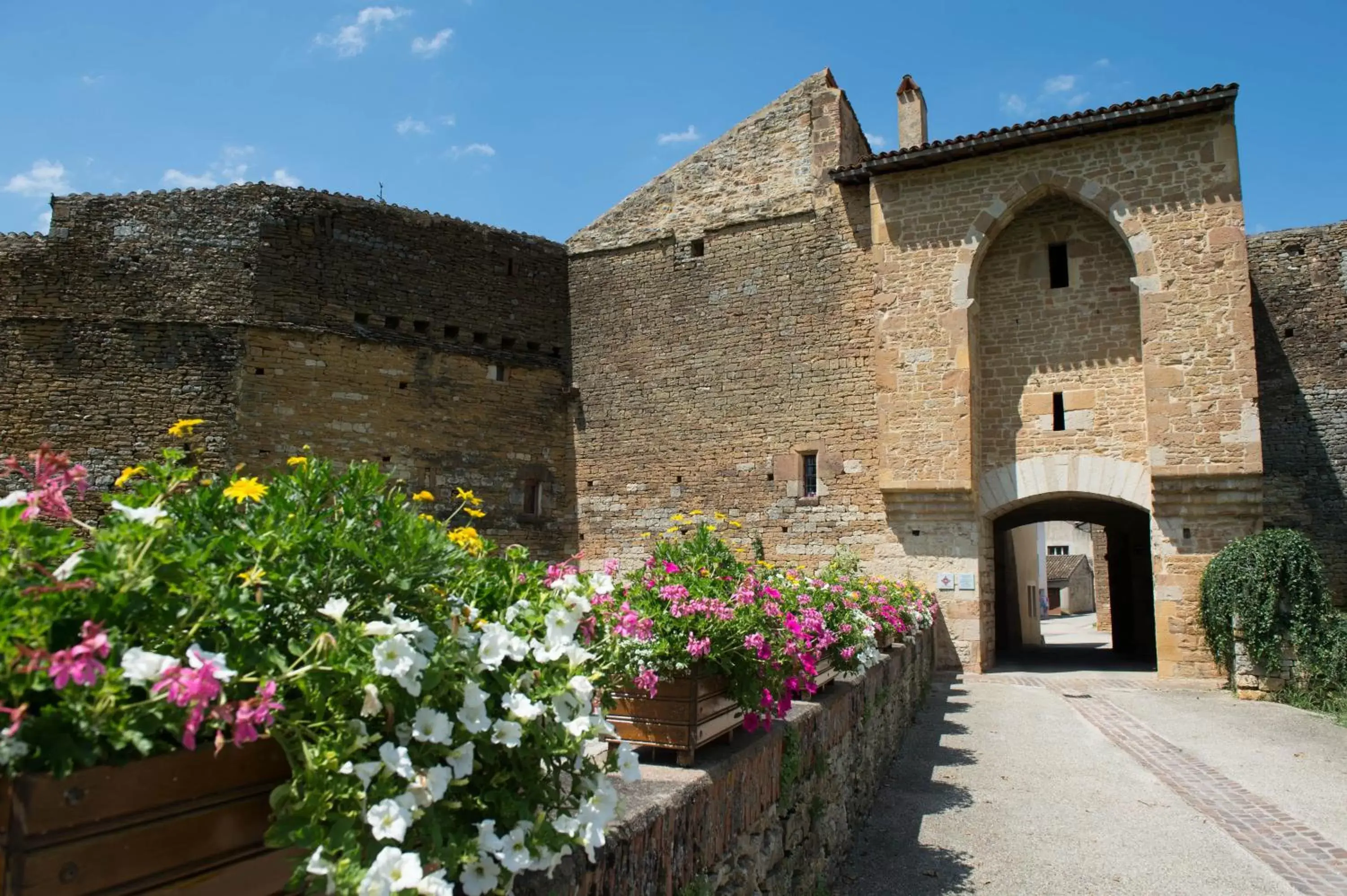 Area and facilities, Property Building in Logis Hôtel Restaurant Vuillot