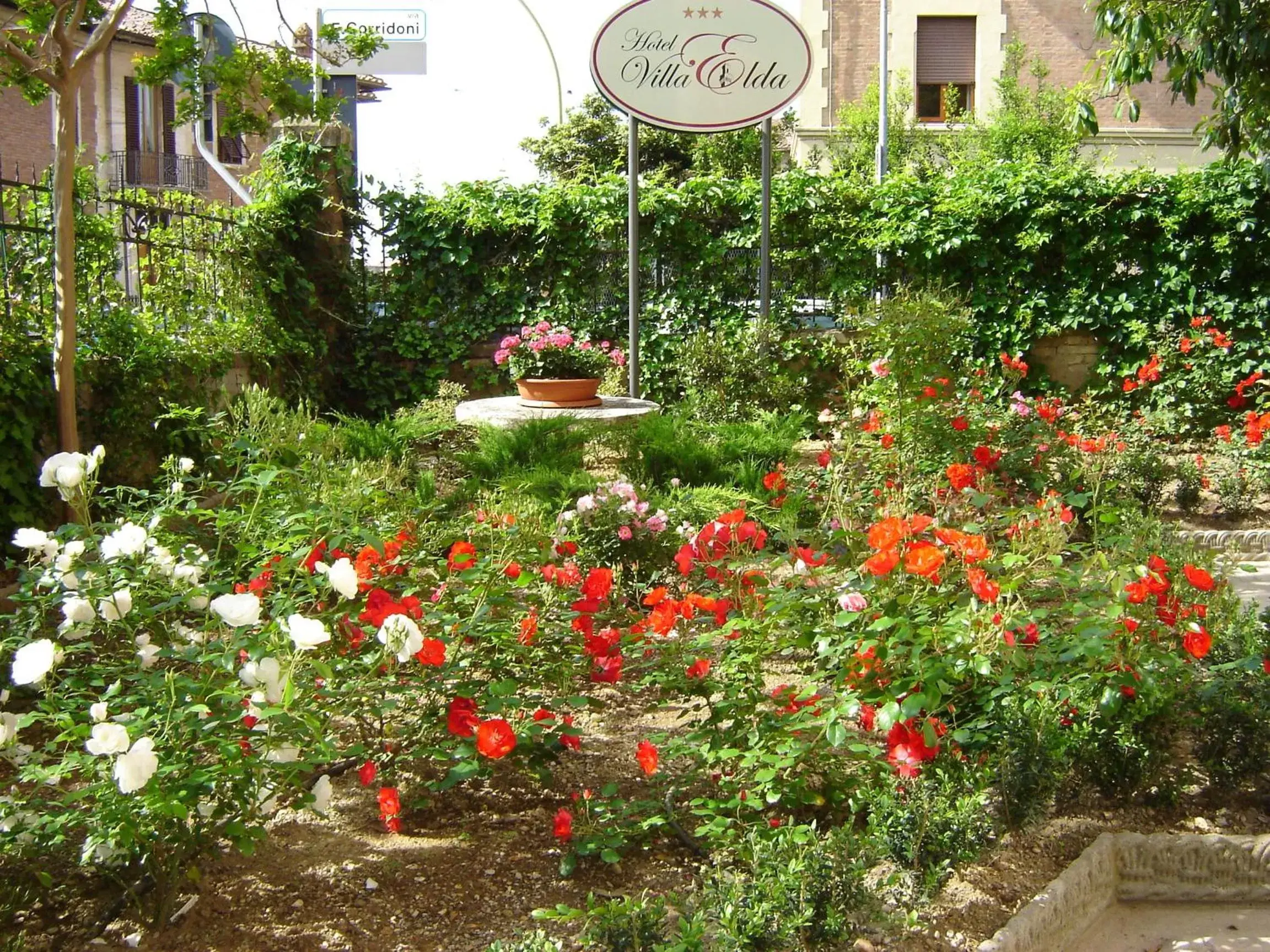 Spring, Garden in Villa Elda Boutique Hotel