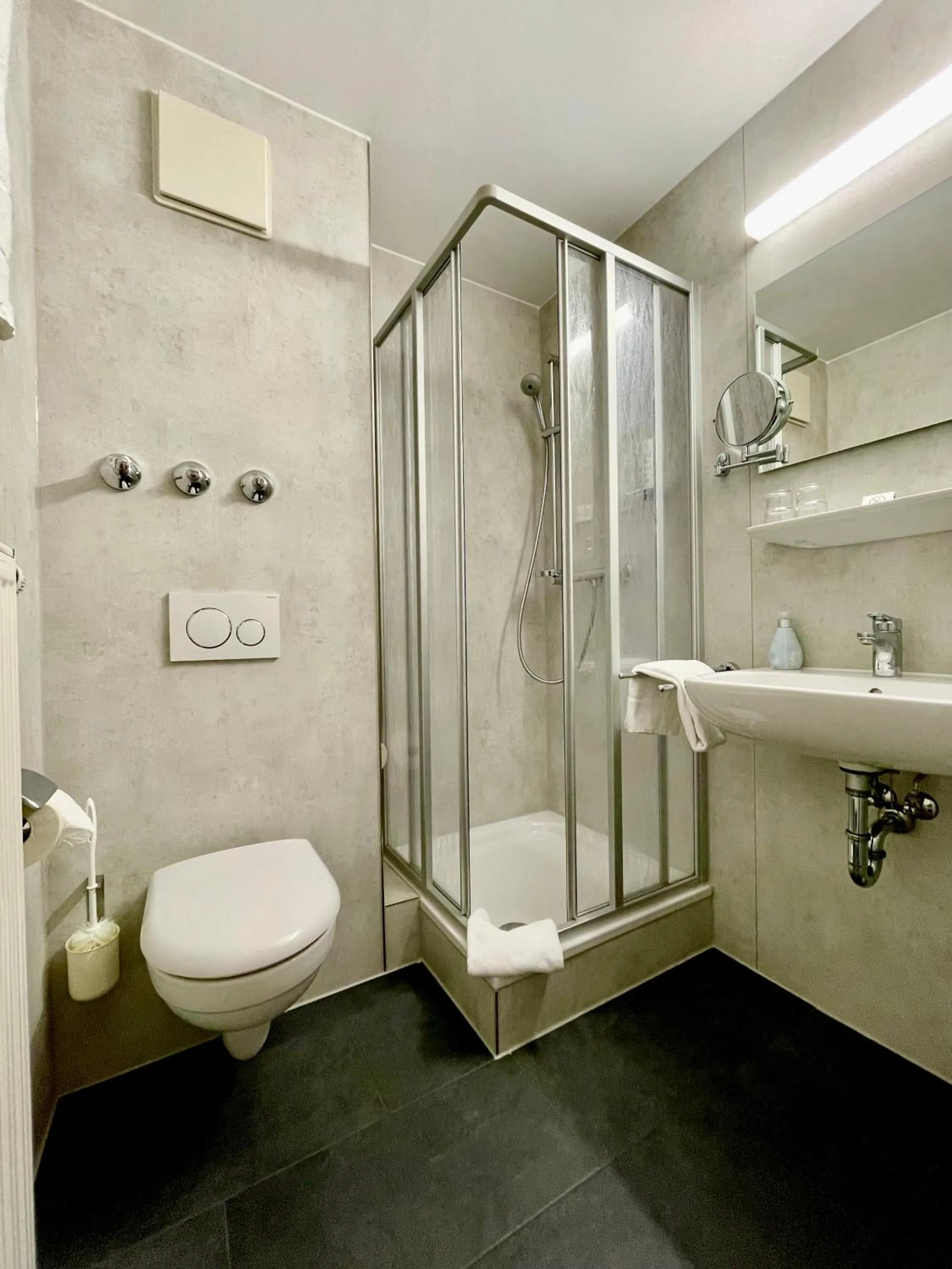 Toilet in Businesshotel Berlin