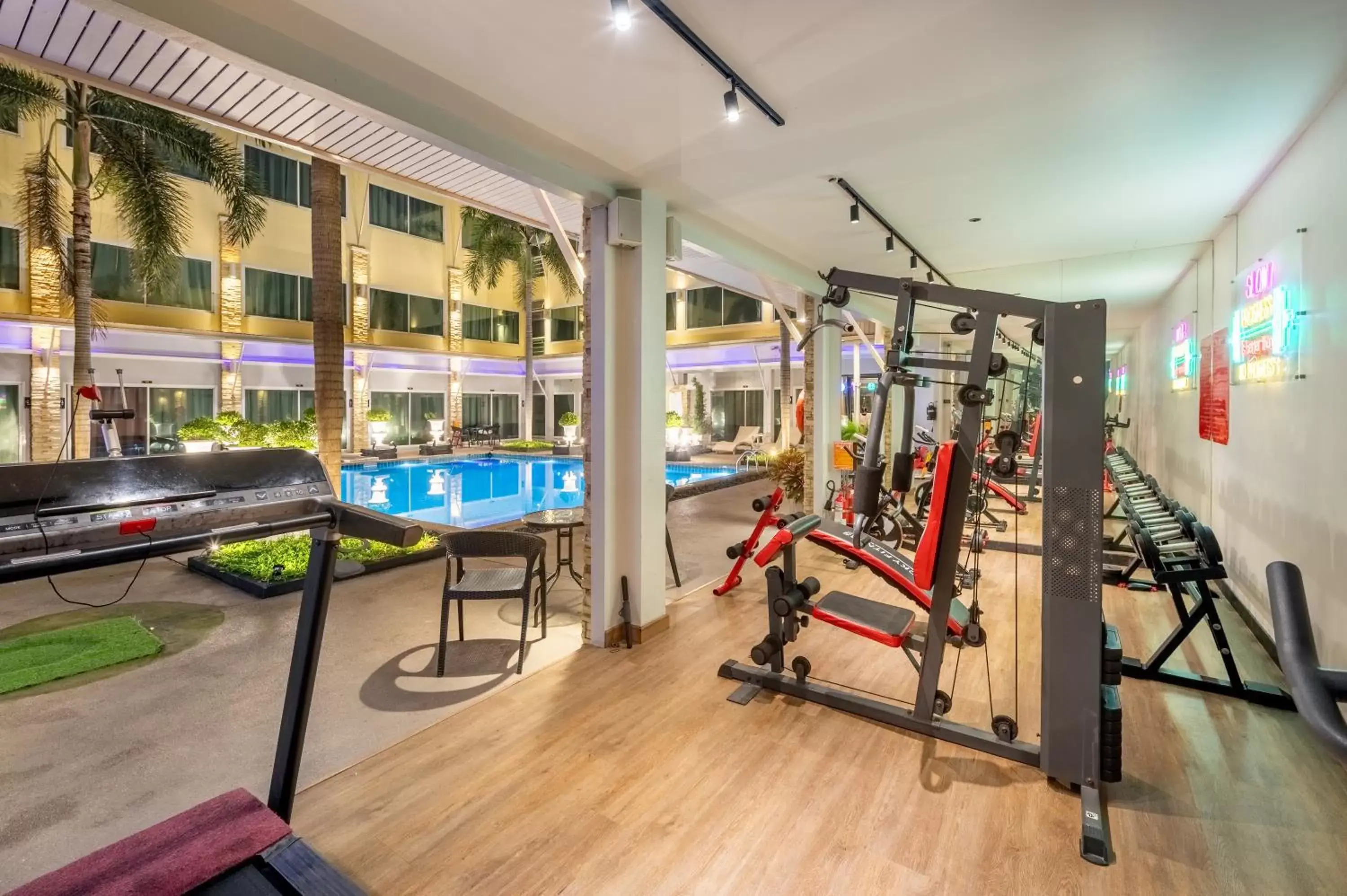 Fitness centre/facilities, Pool View in Qiu Hotel Sukhumvit SHA Plus