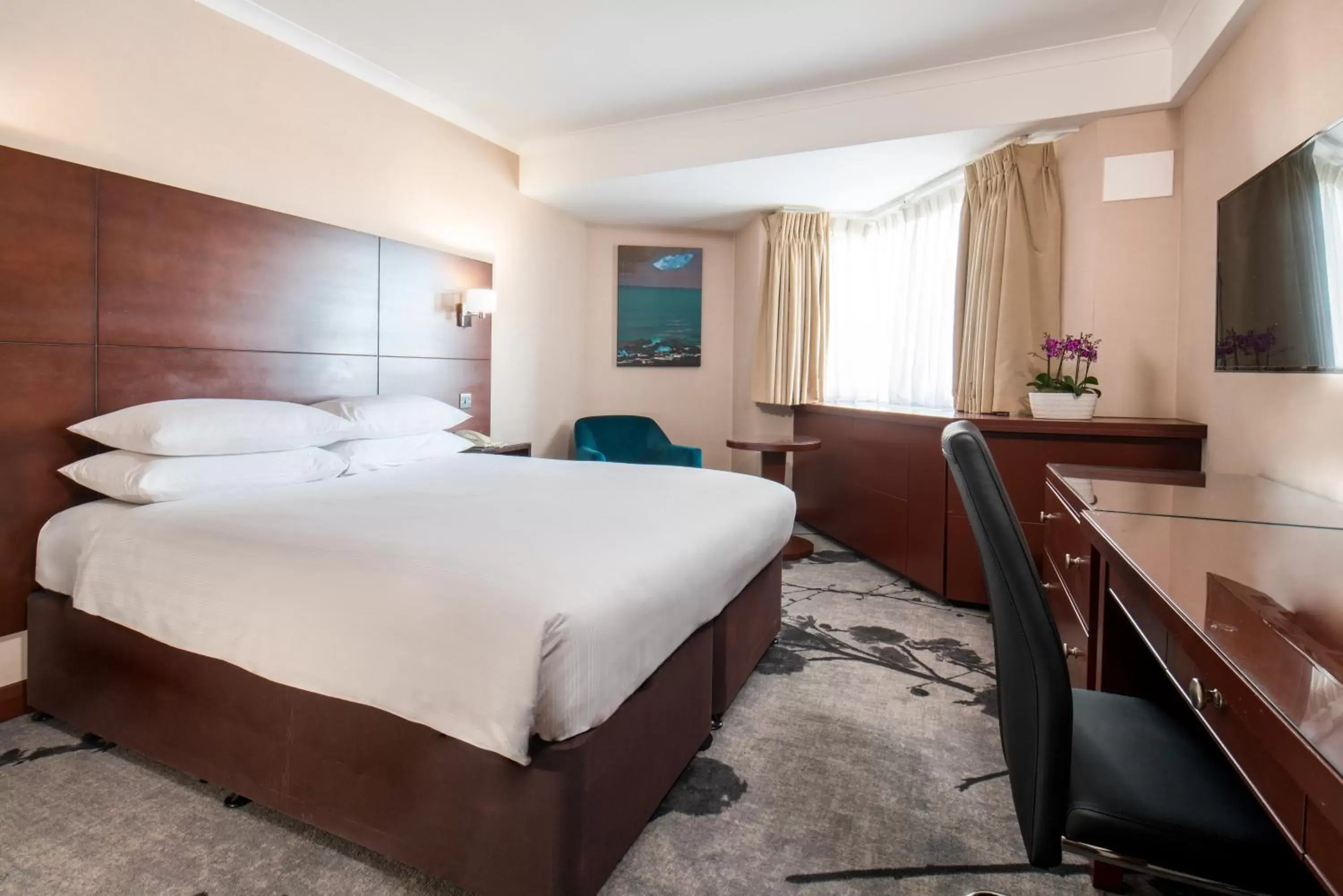 Bed in Danubius Hotel Regents Park