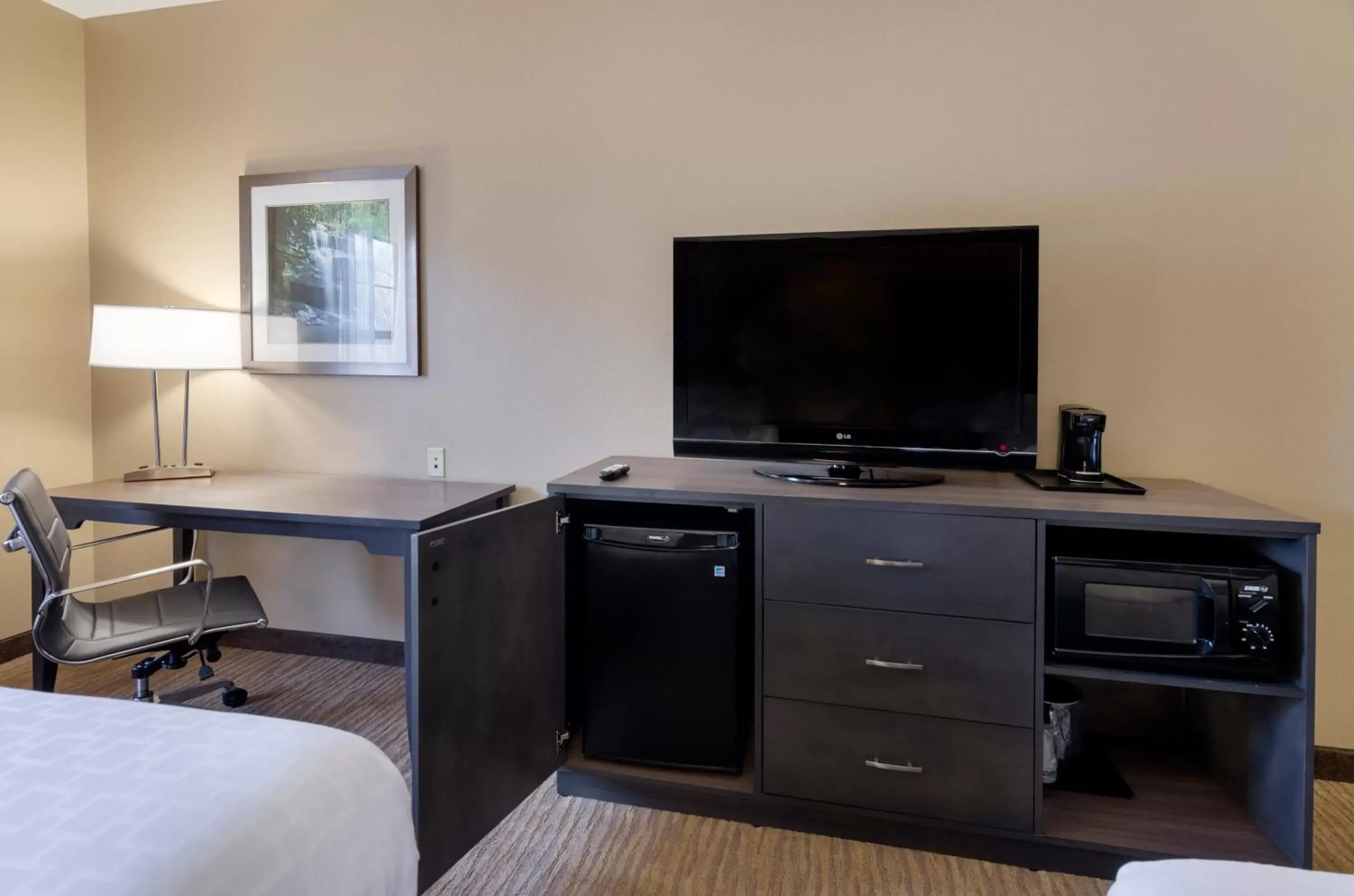 TV and multimedia, TV/Entertainment Center in La Quinta by Wyndham Boone