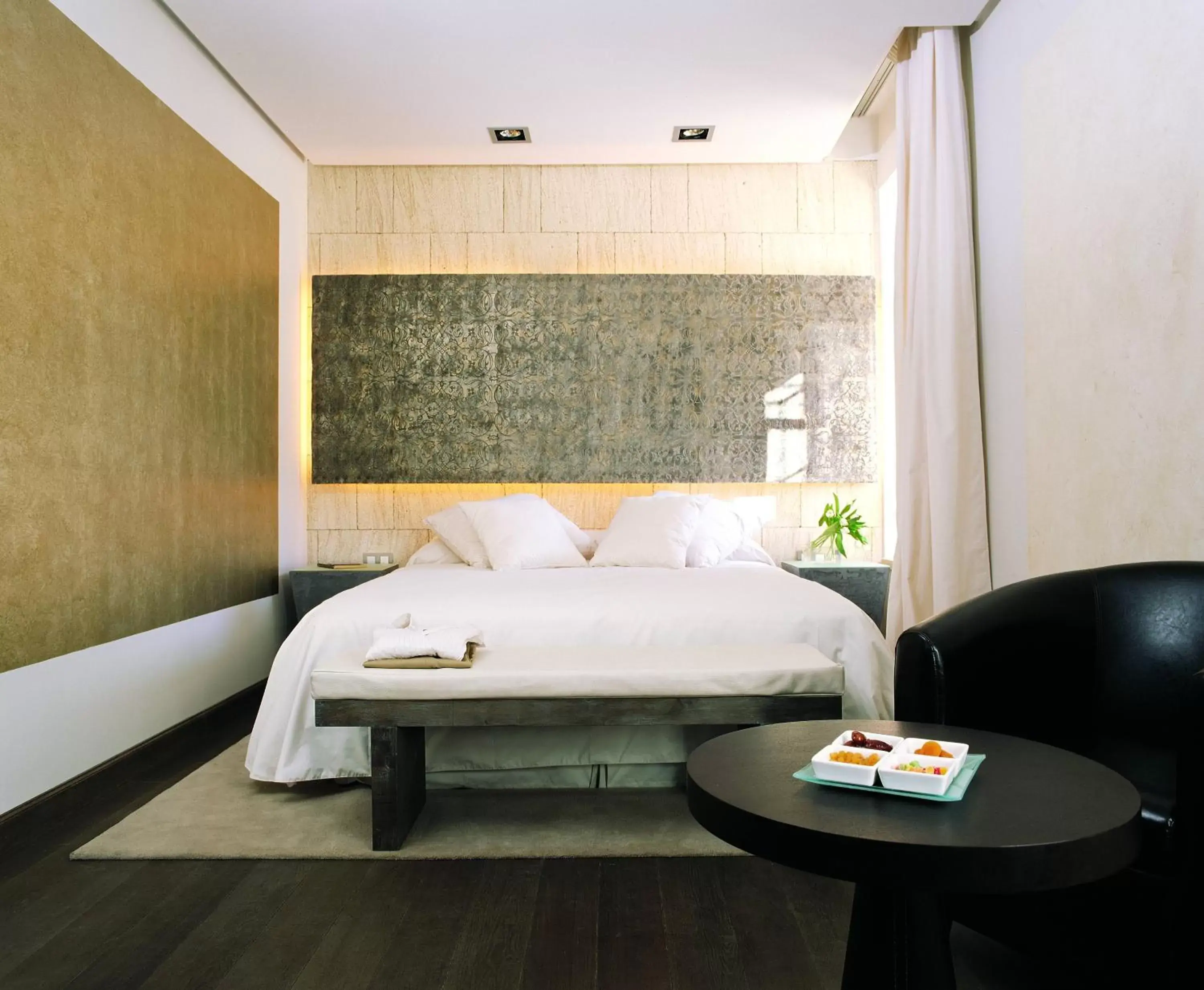 Bedroom, Bed in Hospes Palacio del Bailio