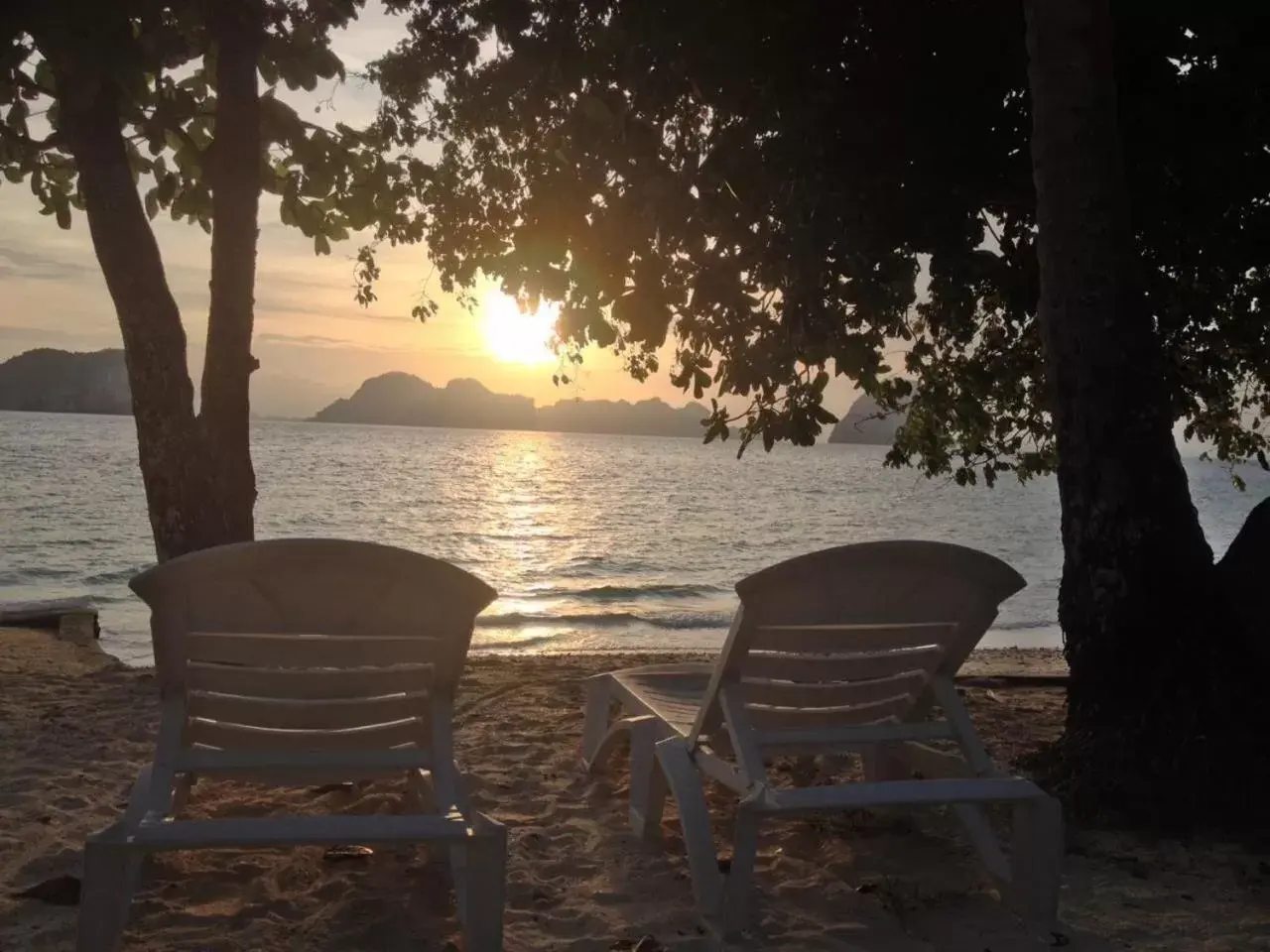 Beach in Koh Ngai Resort