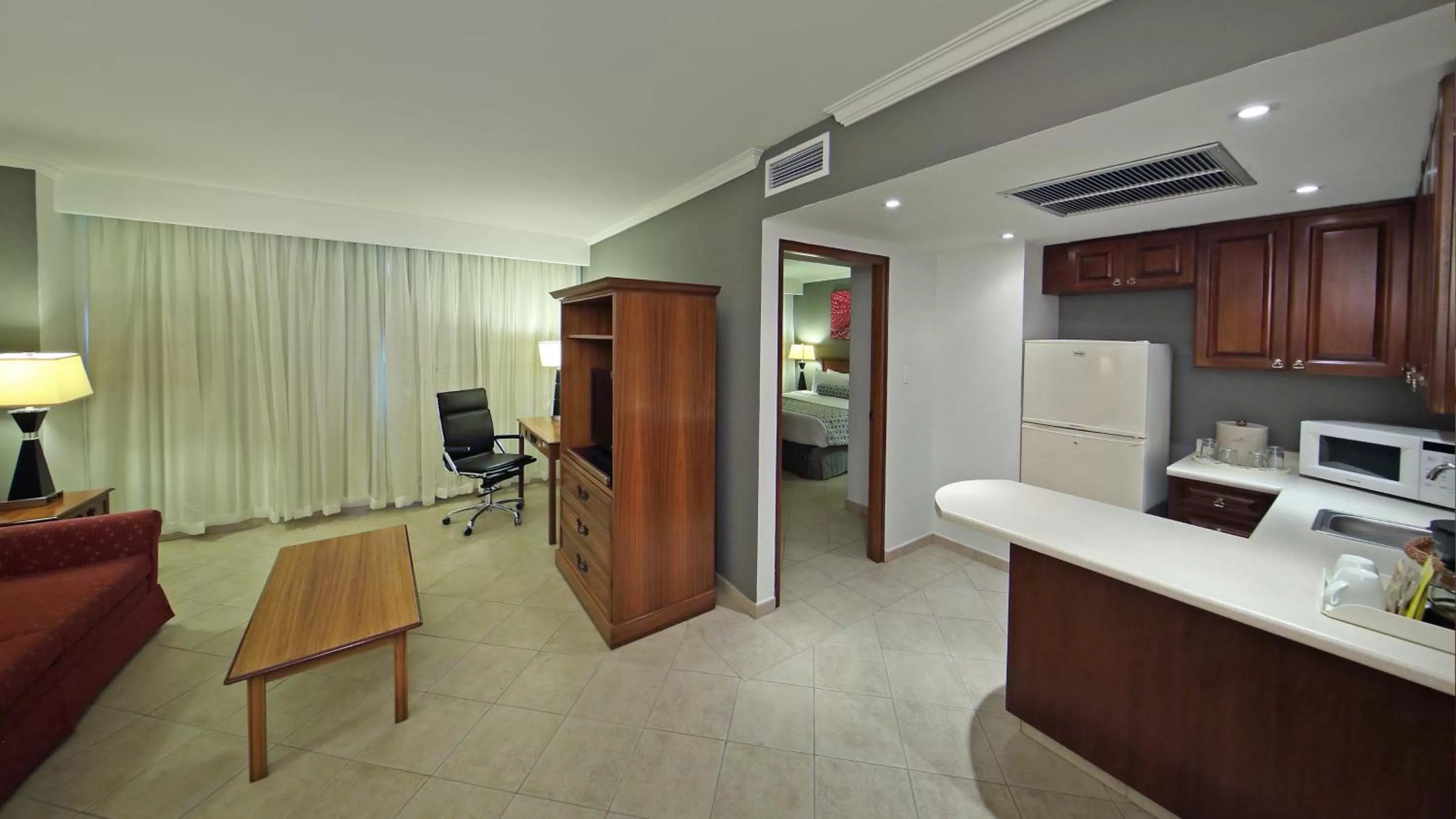 Photo of the whole room in Crowne Plaza Panama by IHG