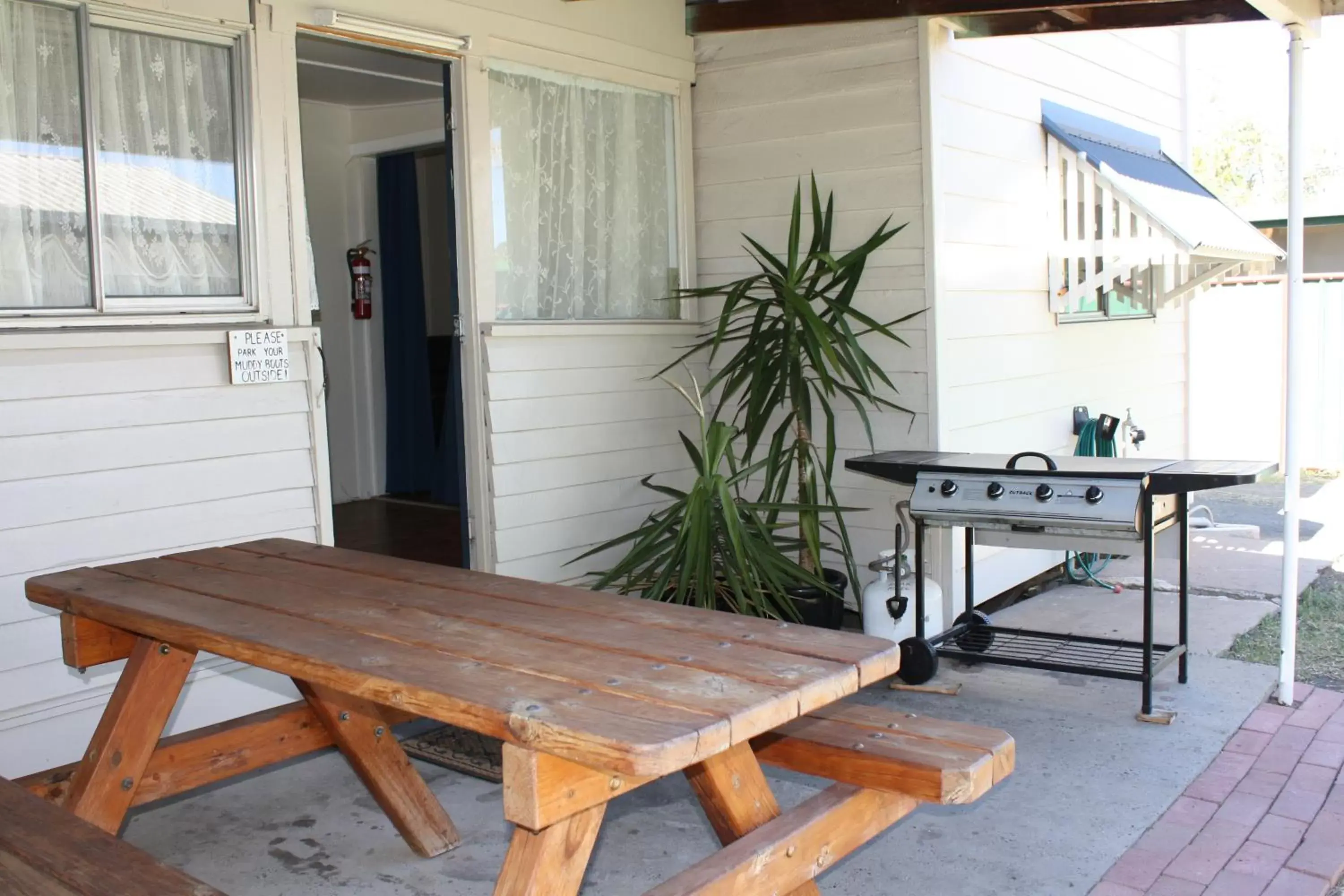 BBQ facilities in Roma Motel