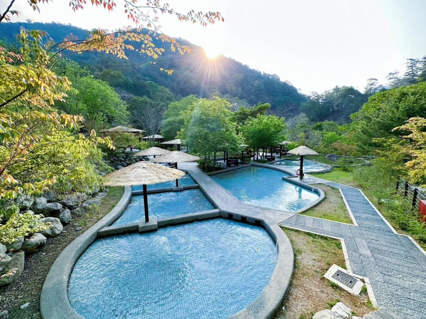 Hiking, Swimming Pool in Uni-Resort Ku-Kuan