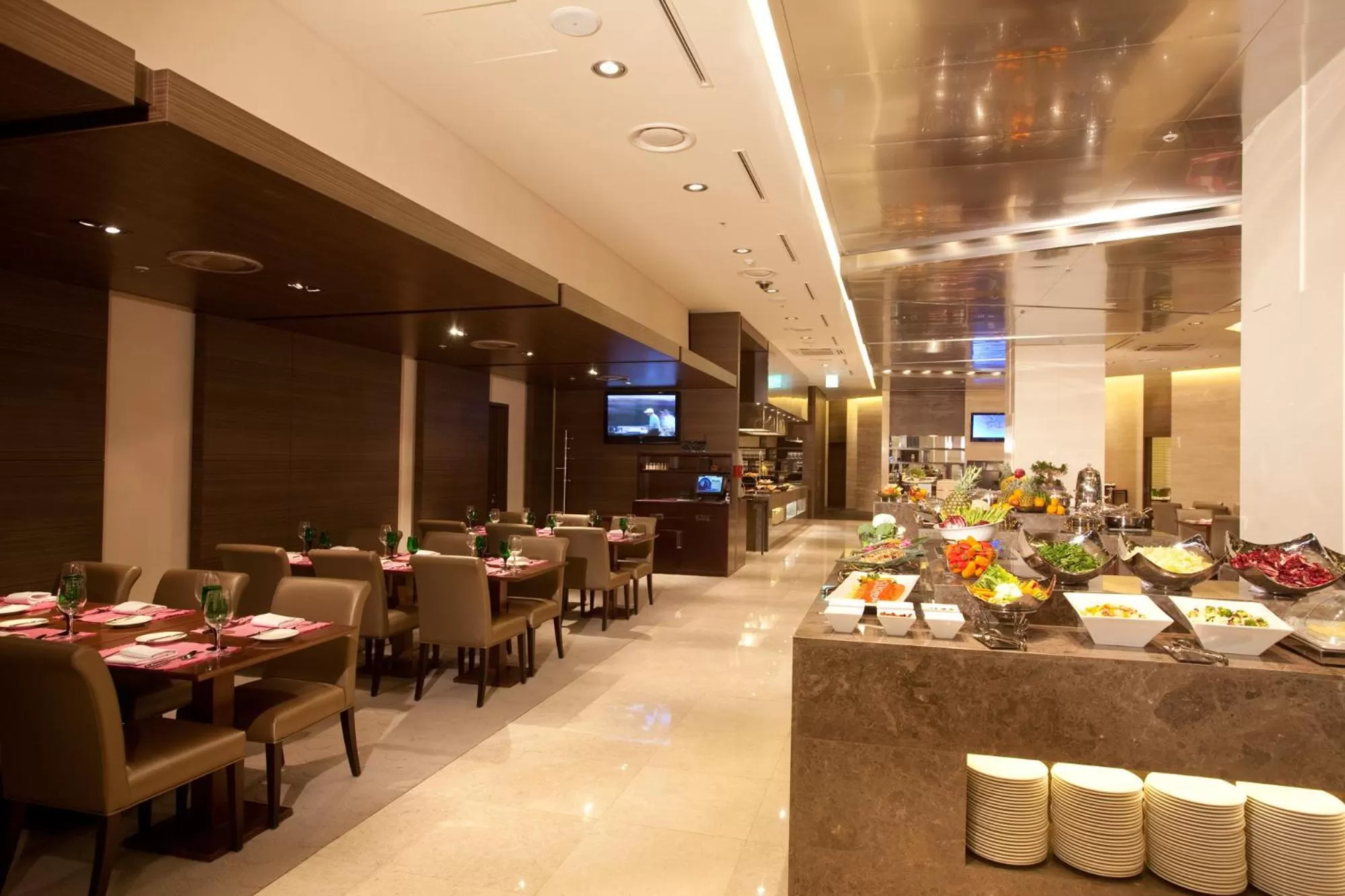 Restaurant/places to eat in LOTTE CITY HOTEL Mapo