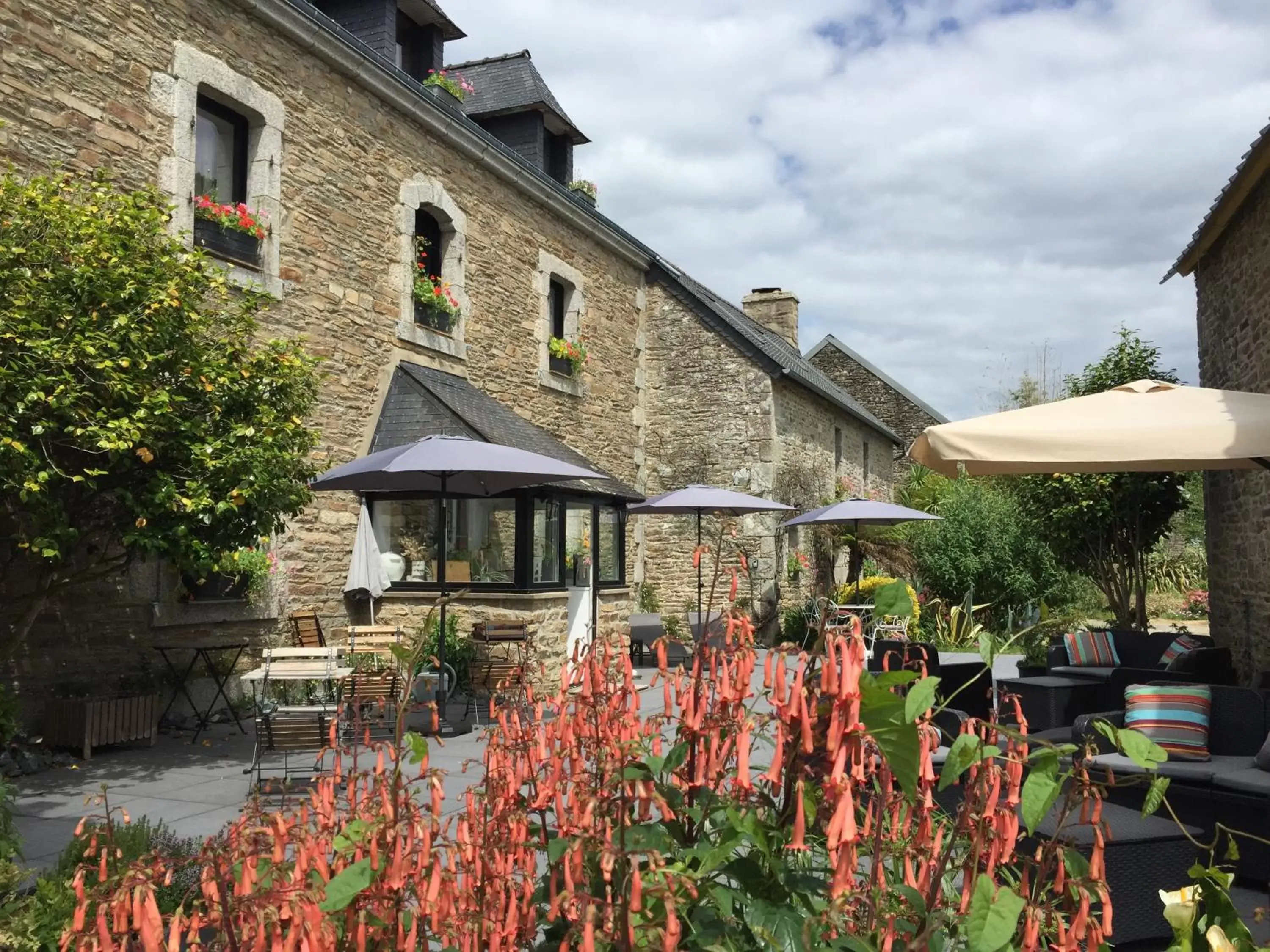 Property Building in Les 3 Koïs