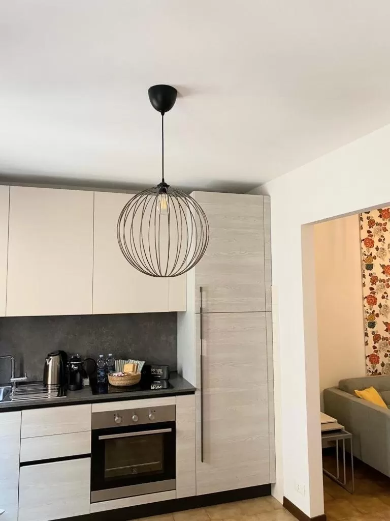 Kitchen/Kitchenette in Via Marconi B&B