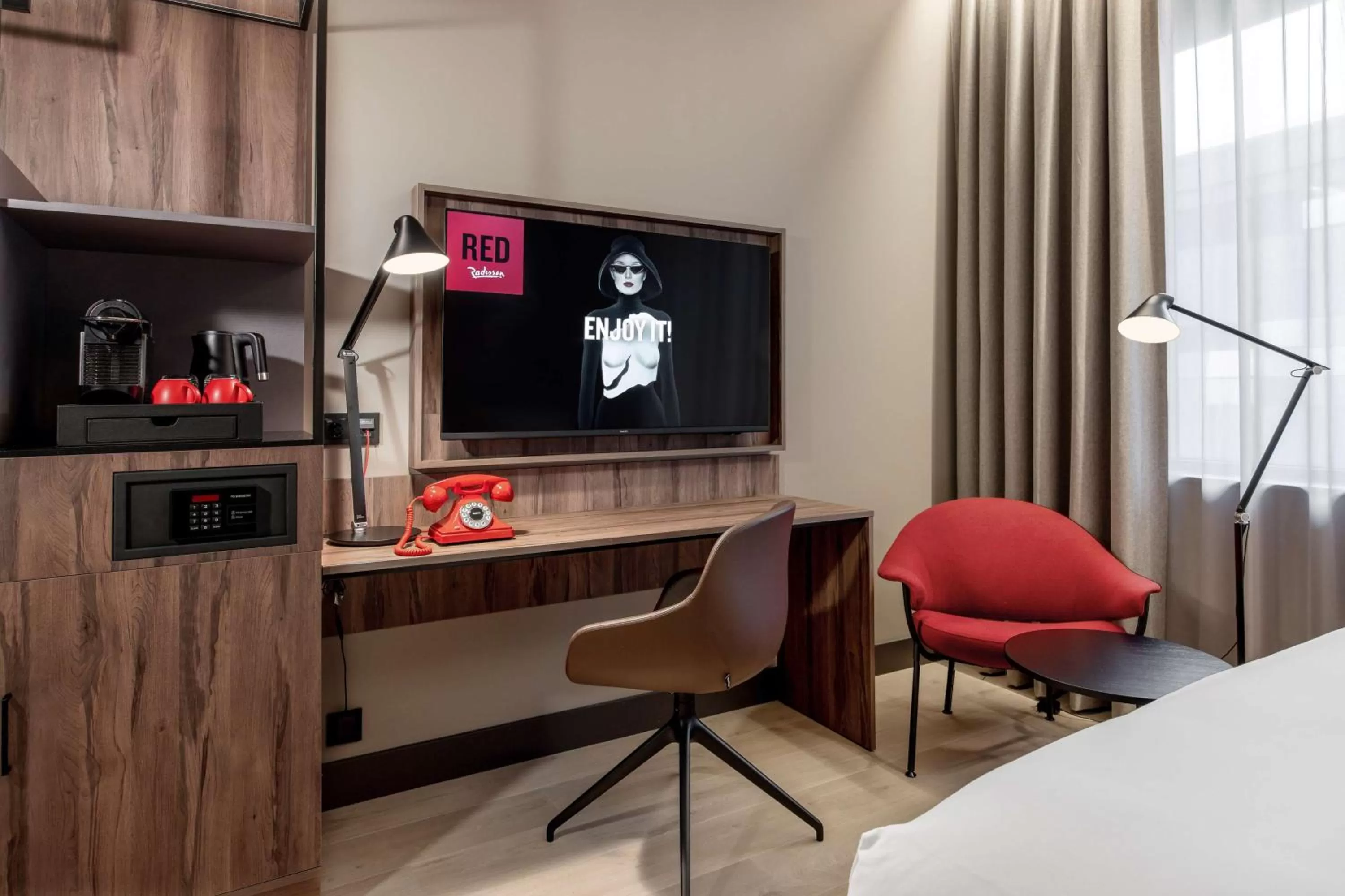 Bedroom, Bed in Radisson RED Oslo Økern