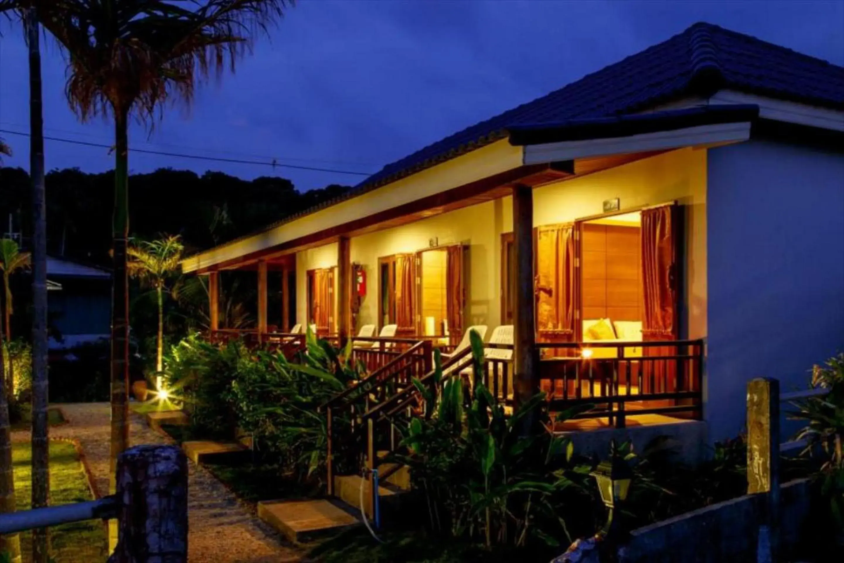 Facade/entrance in Baan Rabieng Resort