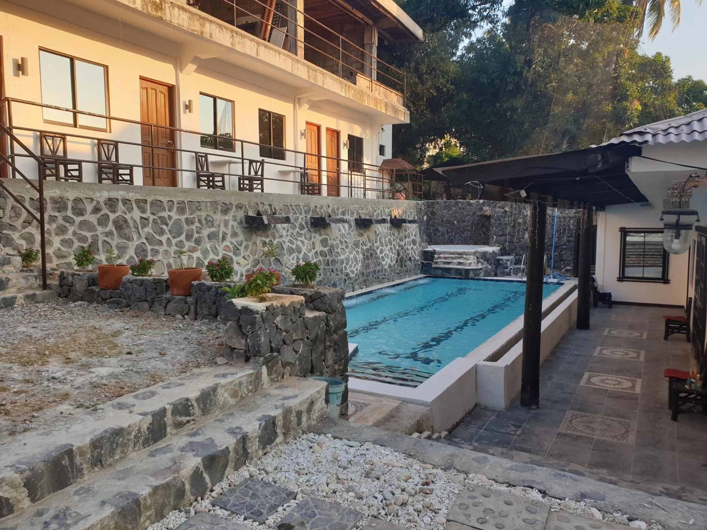 Raya Del Sol Dive Resort