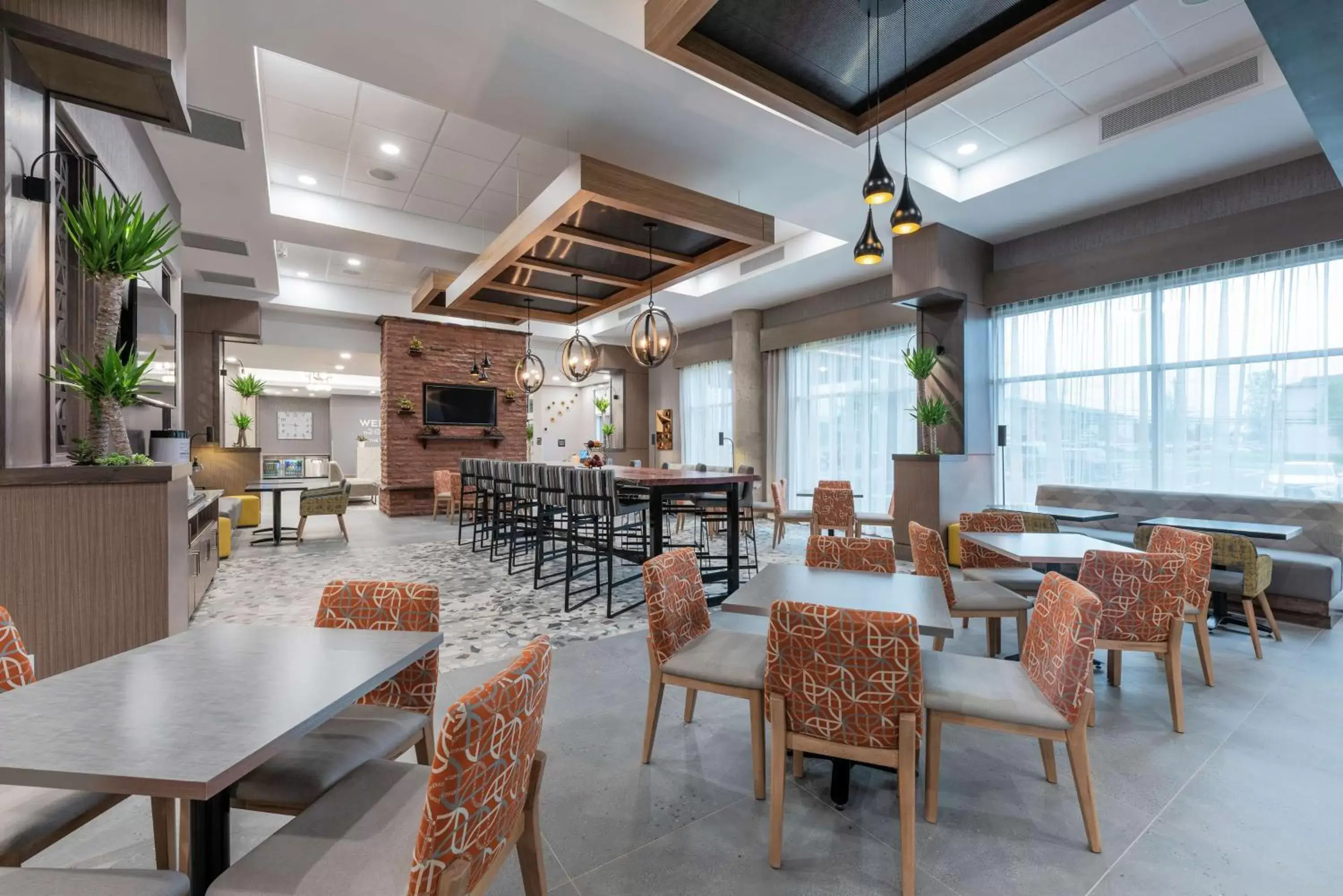 Dining area, Restaurant/Places to Eat in Hampton Inn & Suites Charlottetown