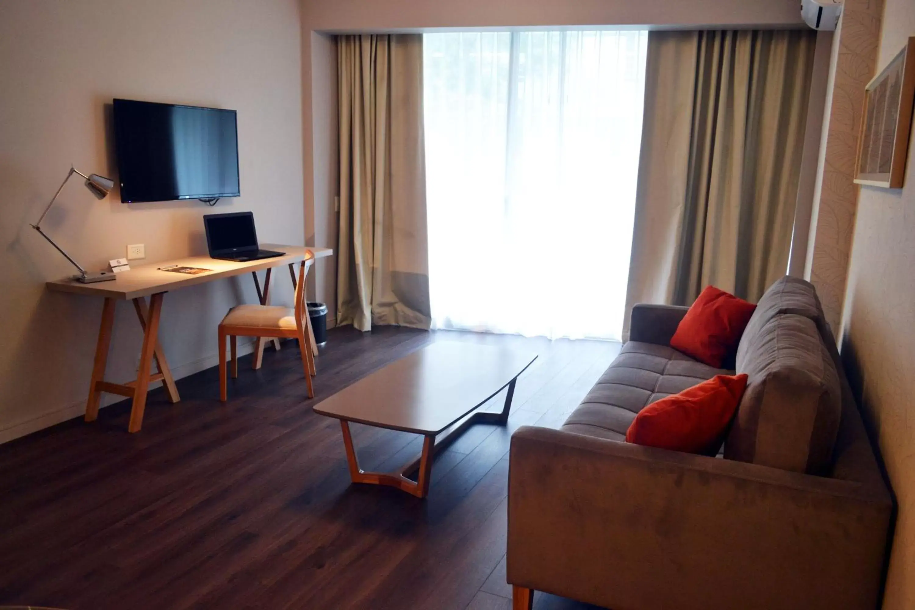 Property building in Dazzler by Wyndham Polo Property building in Dazzler by Wyndham Polo