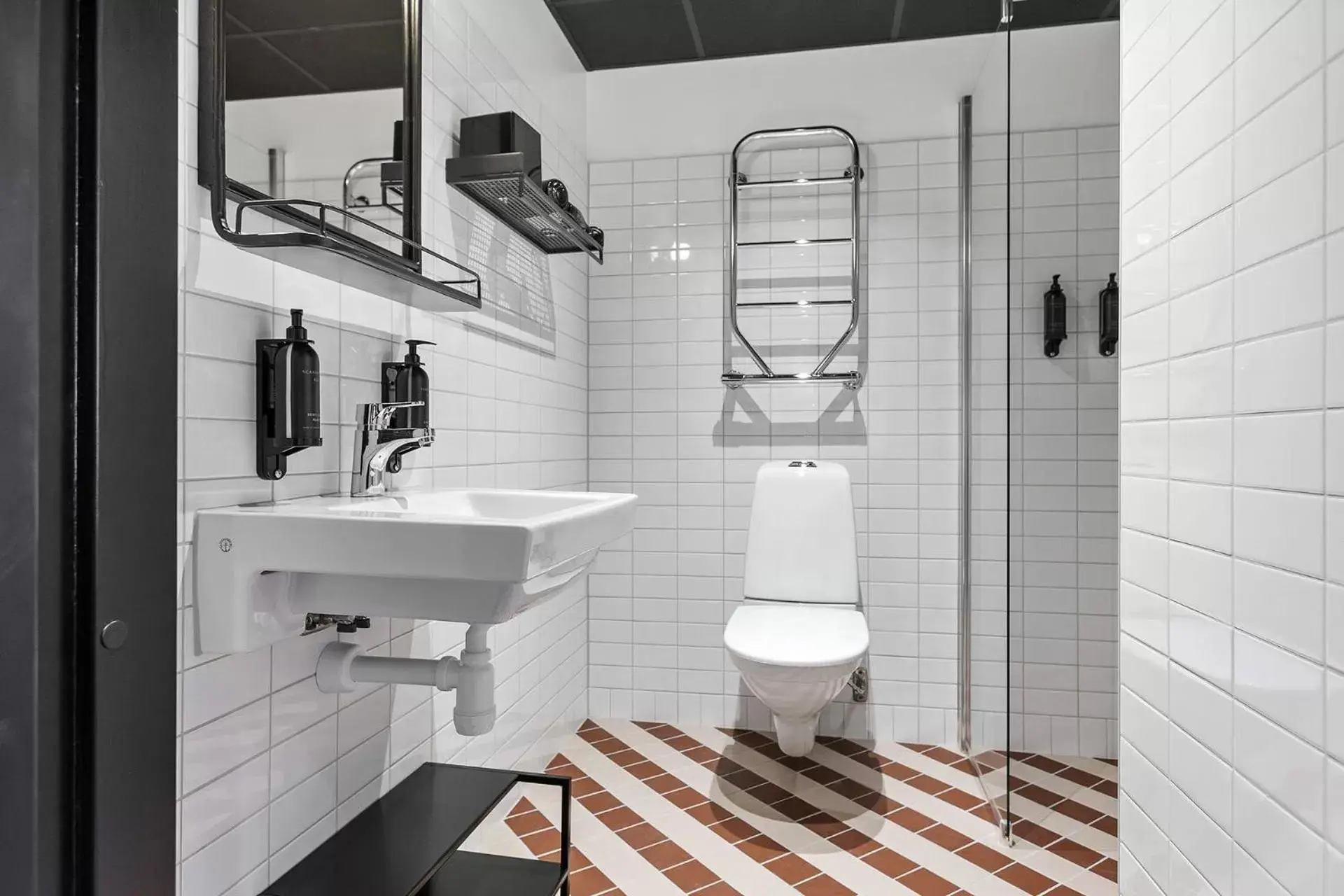 Toilet, Bathroom in Hotel Giò; BW Signature Collection