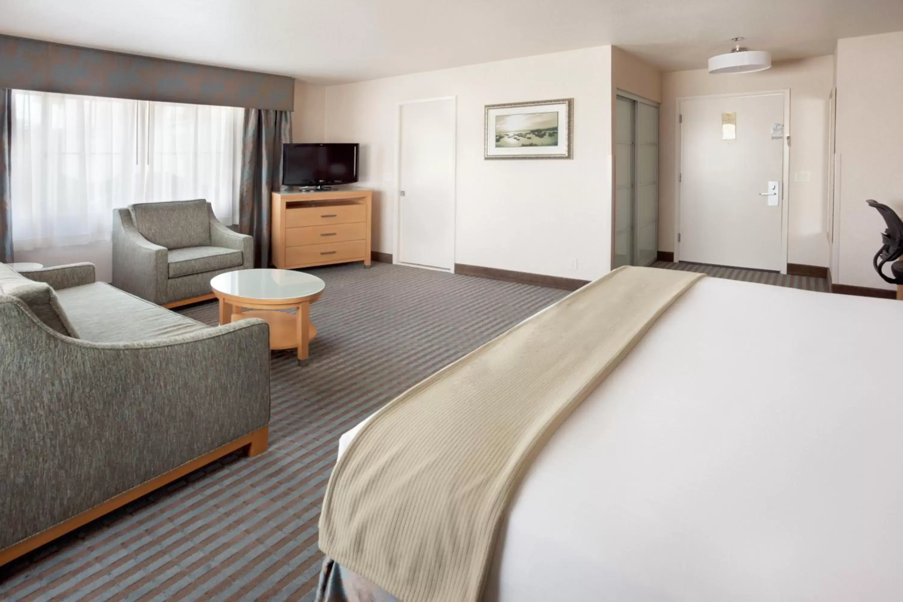 Deluxe Double Room with Two Double Beds in Holiday Inn Express Monterey - Cannery Row, an IHG Hotel