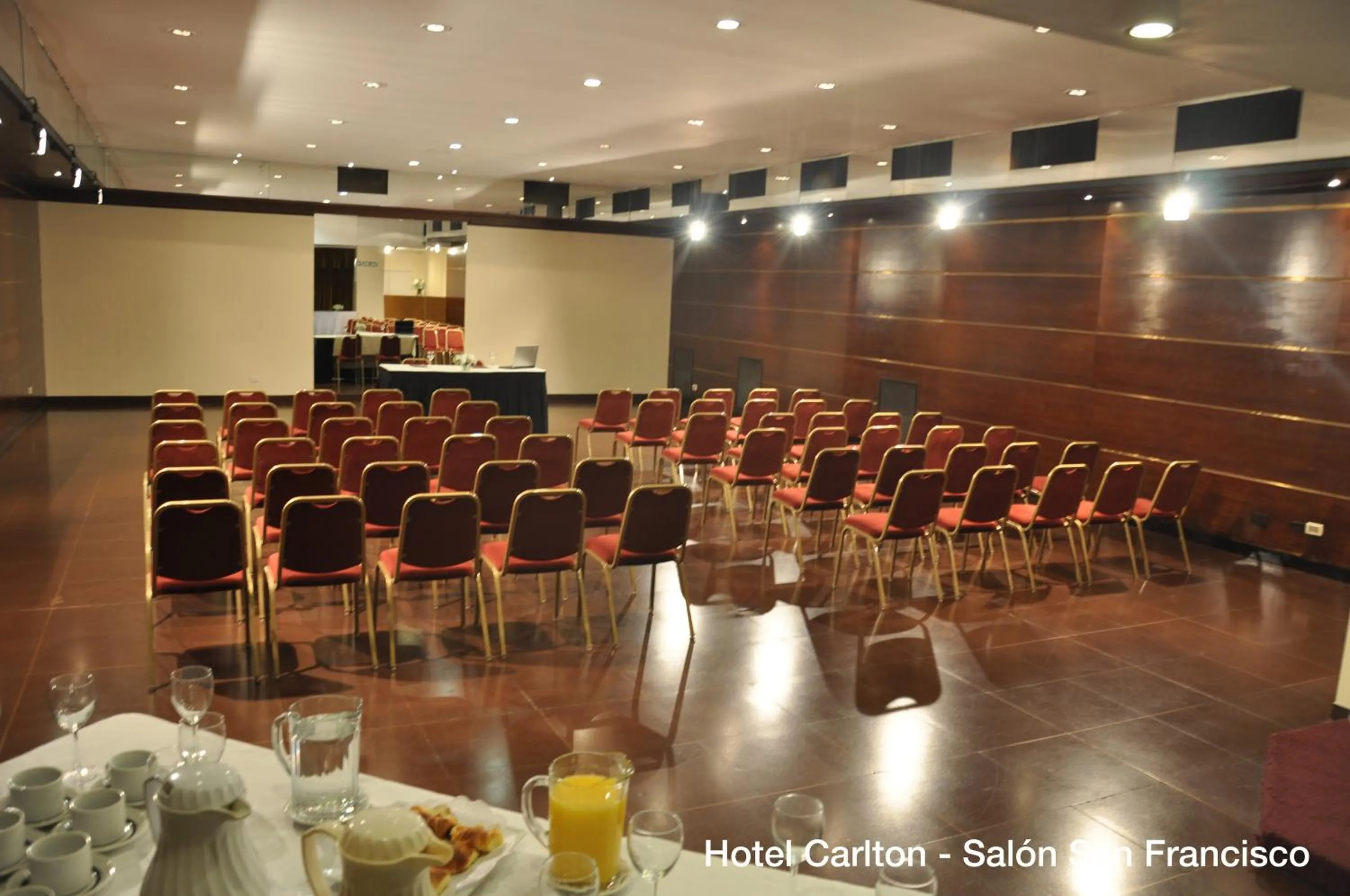 Meeting/conference room in Hotel Solans Carlton