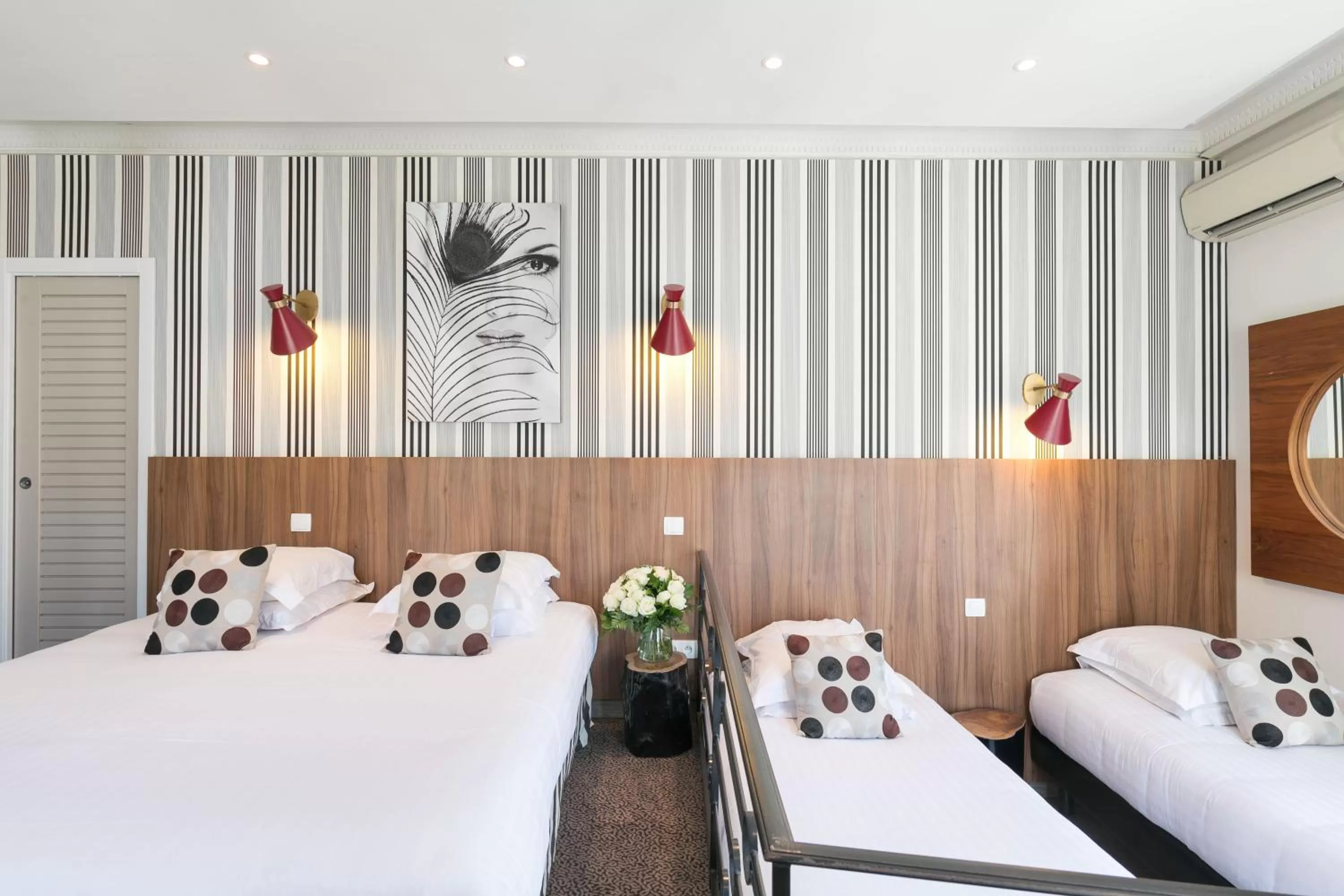 Photo of the whole room, Bed in Best Western Plus Hôtel Brice Garden Nice