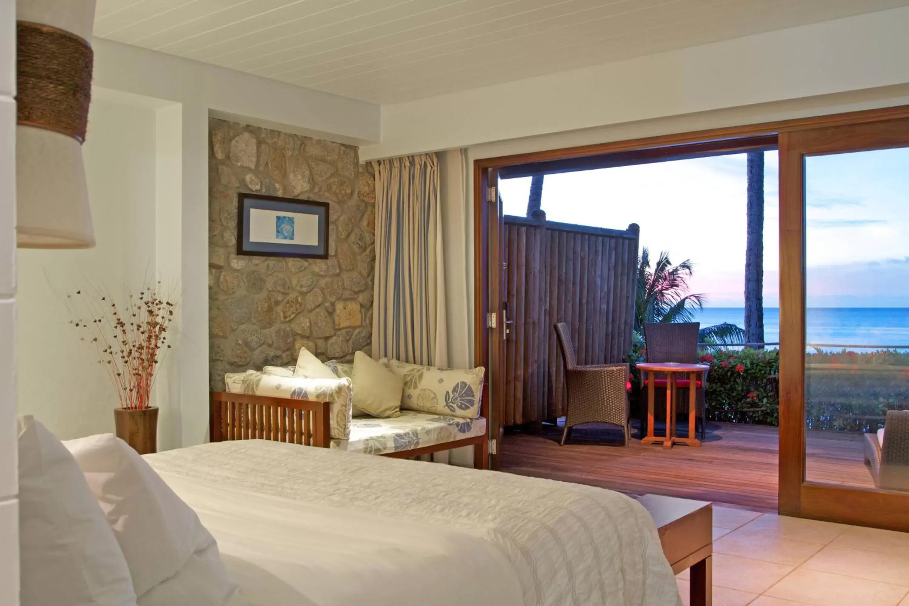 Bedroom, Bed in Fisherman's Cove Resort