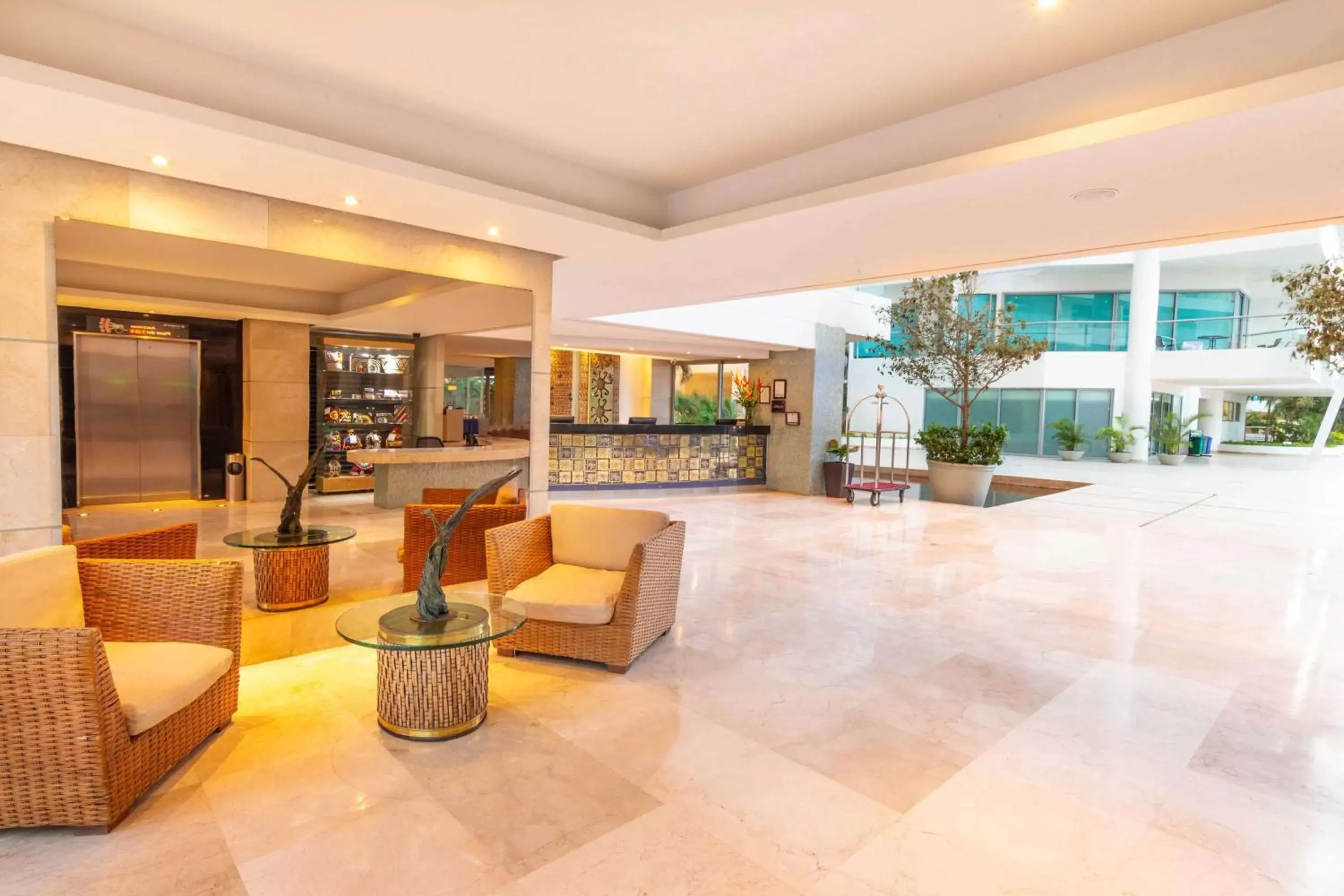 Lobby or reception in Sonesta Hotel Cartagena Lobby or reception in Sonesta Hotel Cartagena