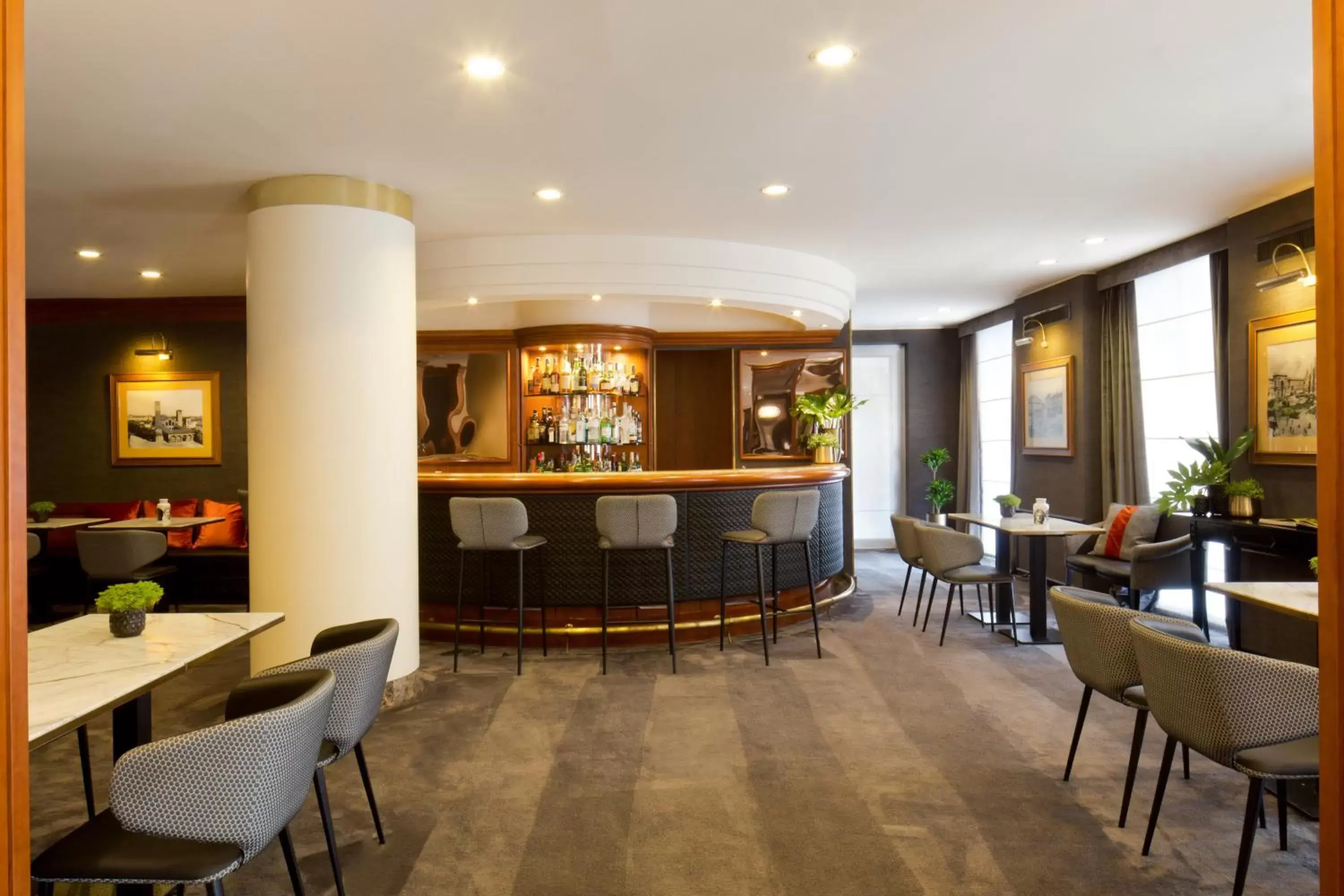 Lounge or bar, Lounge/Bar in Starhotels Tourist