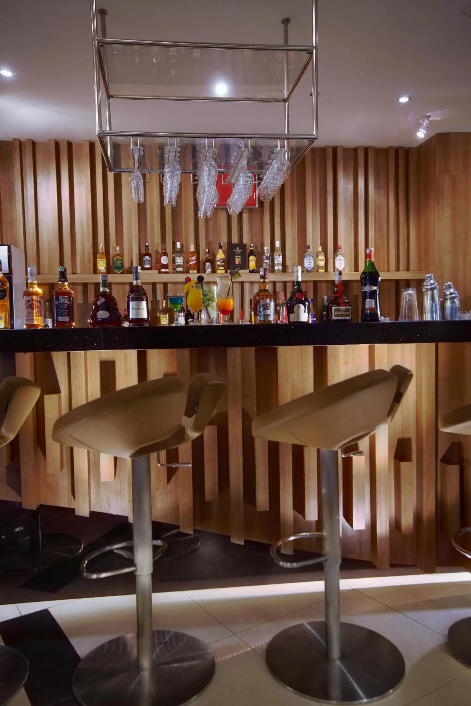 Lounge or bar in favehotel LTC Glodok