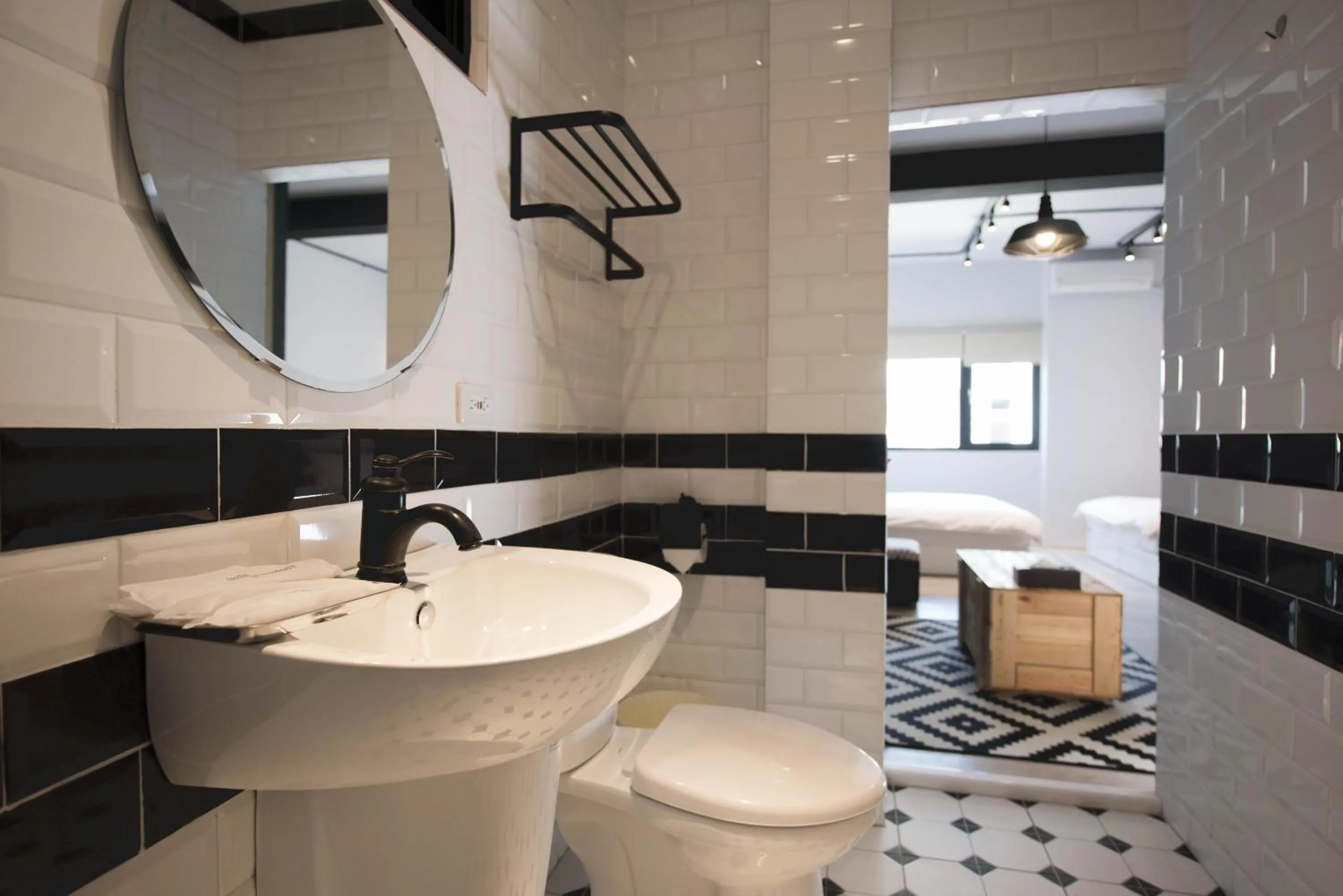 被愛咖啡小旅館 Birdeye Garden