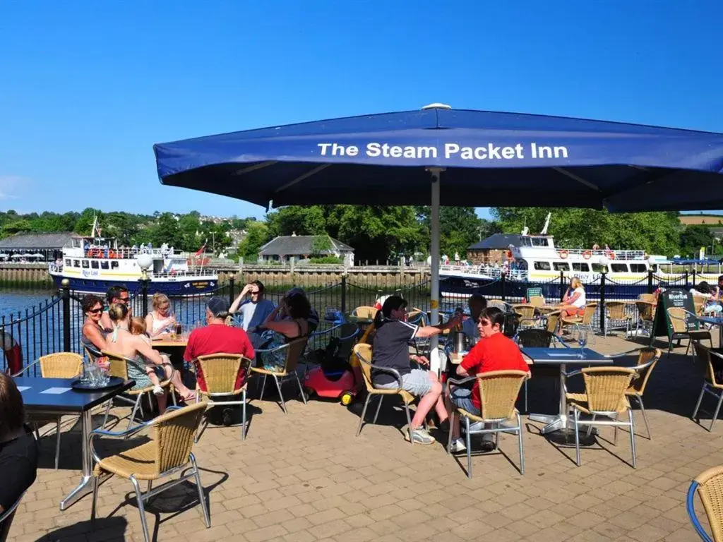 Property building, Restaurant/Places to Eat in The Steam Packet Inn