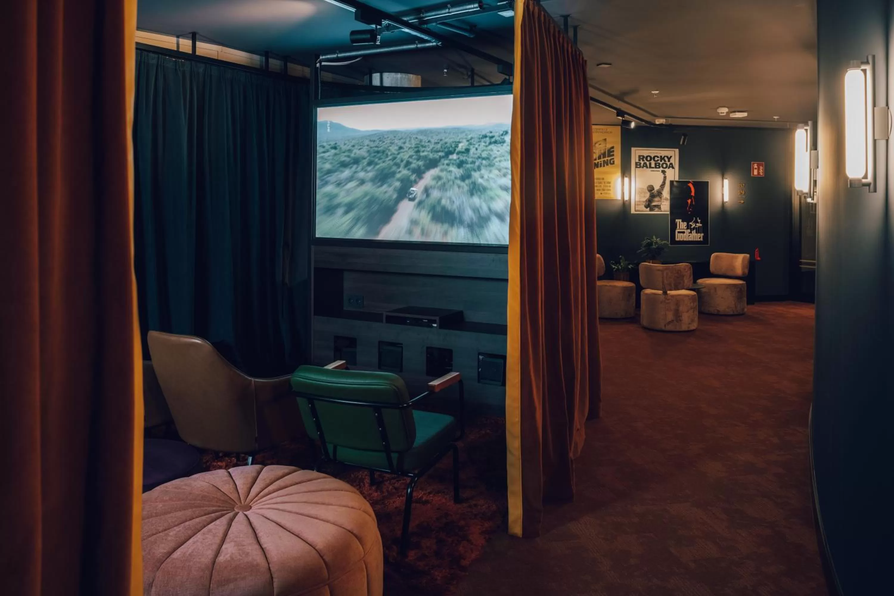 Communal lounge/ TV room in Revo Munich