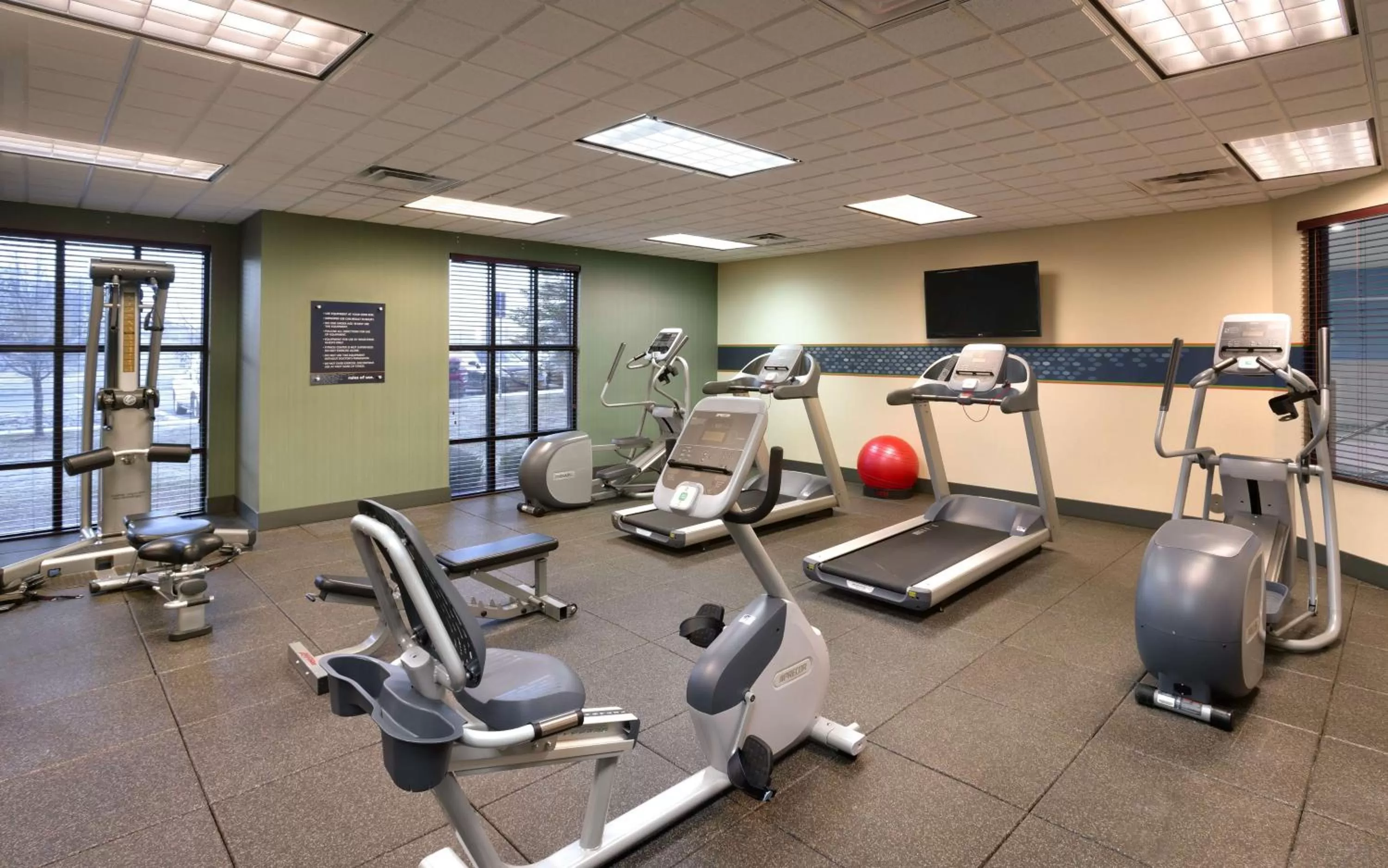 Fitness centre/facilities in Hampton Inn & Suites Pocatello