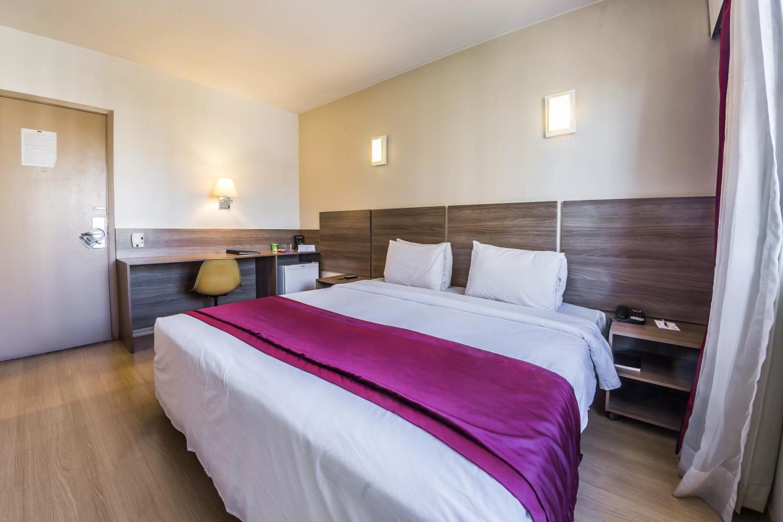 Bed in América Bittar Hotel