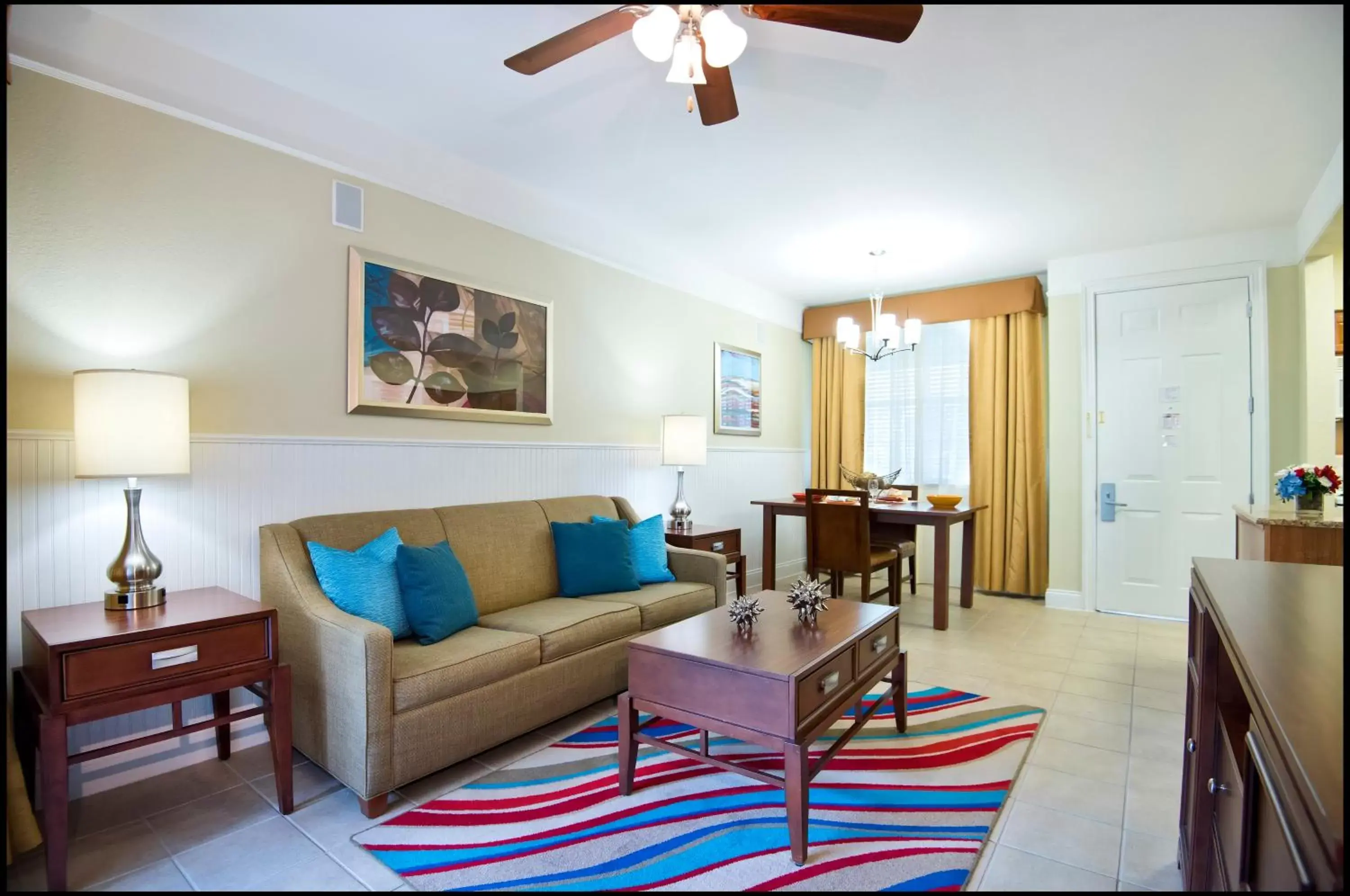 Living room, Seating Area in Calypso Cay Vacation Villas