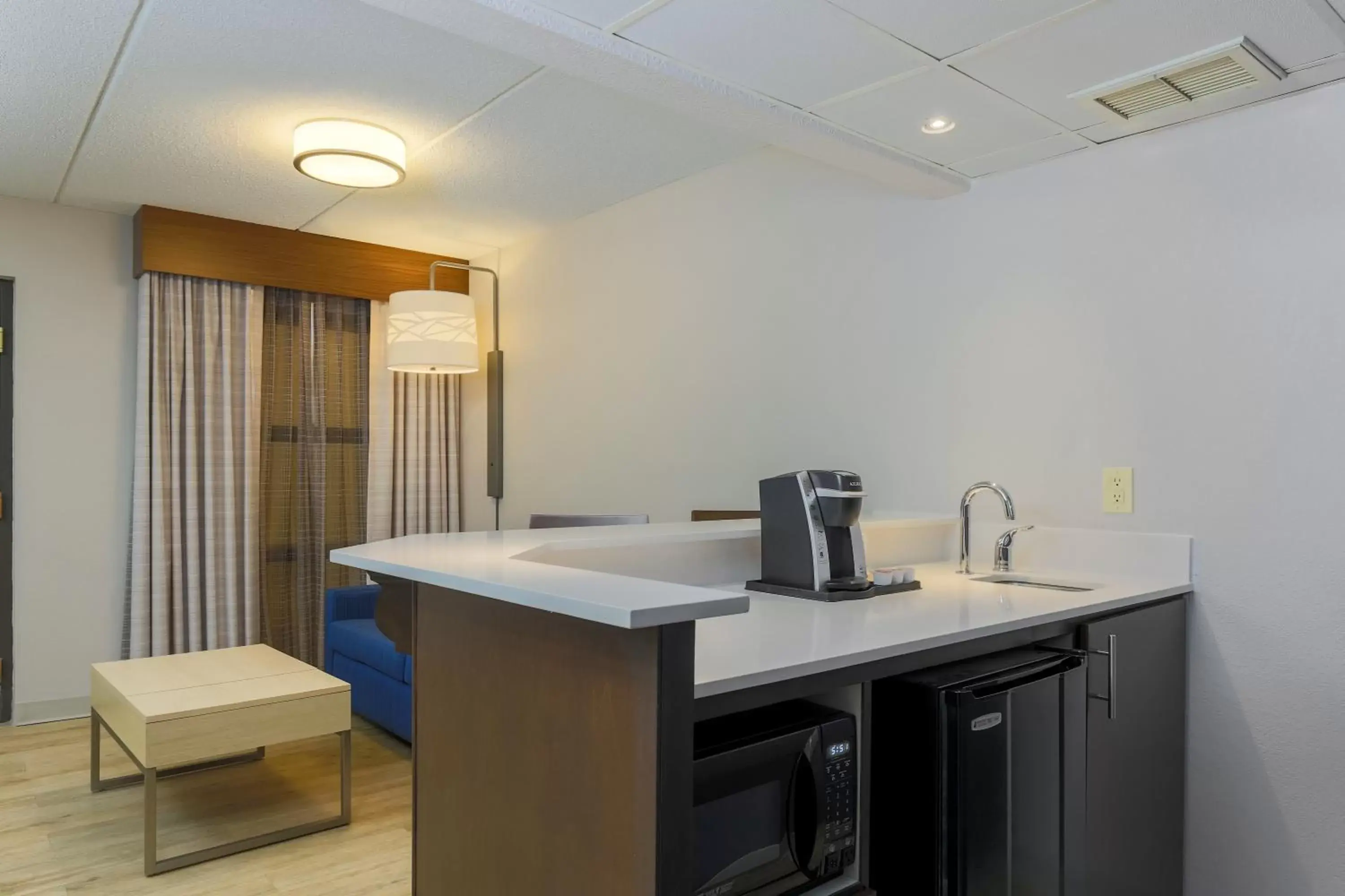 Photo of the whole room, Bathroom in Holiday Inn Express Milwaukee - West Medical Center, an IHG Hotel