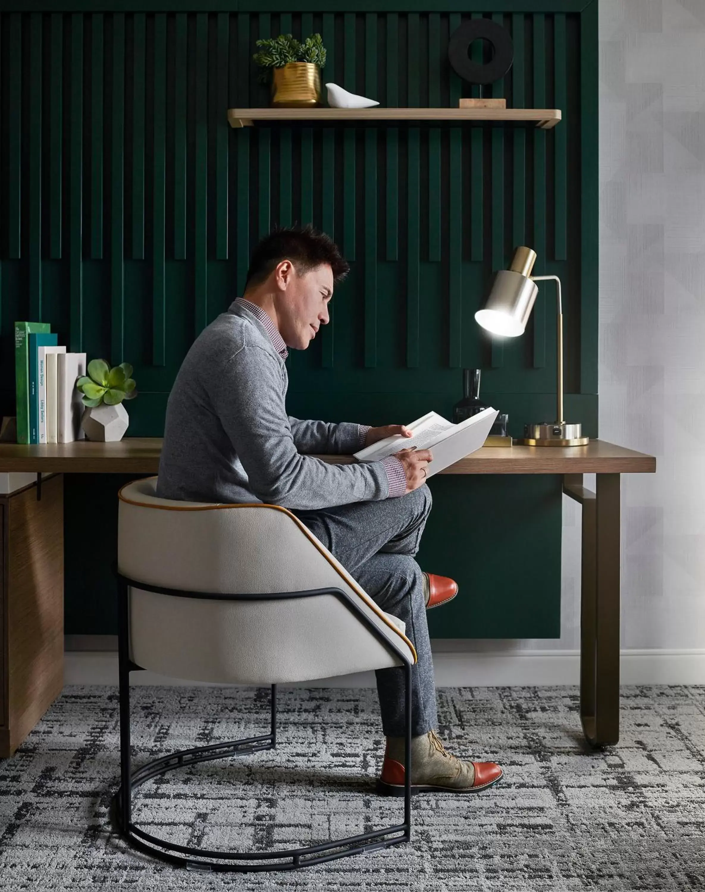 Bedroom in voco Chicago Downtown - Riverwalk by IHG Bedroom in voco Chicago Downtown - Riverwalk by IHG