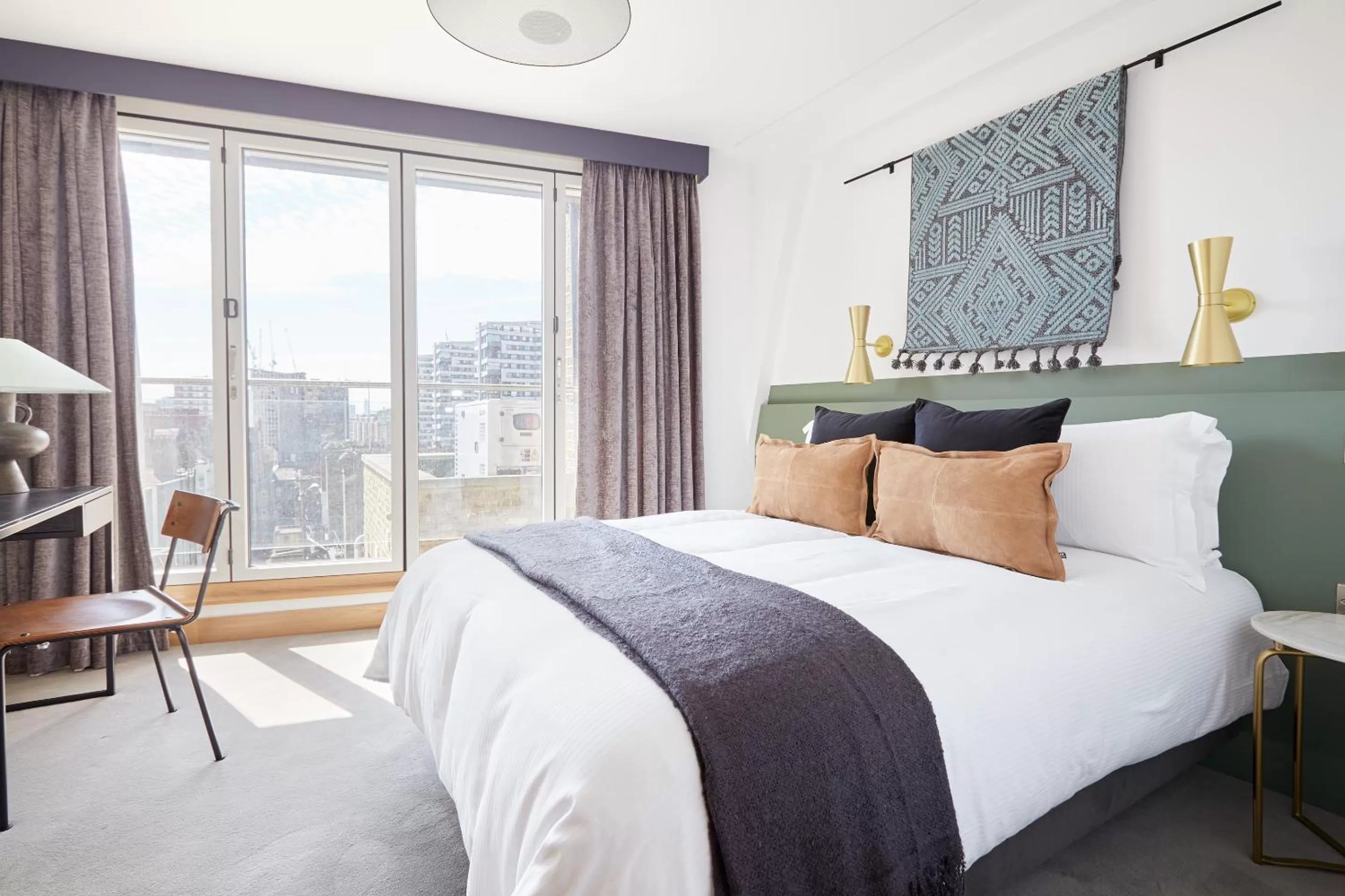 Living room in Sonder Edgware Road