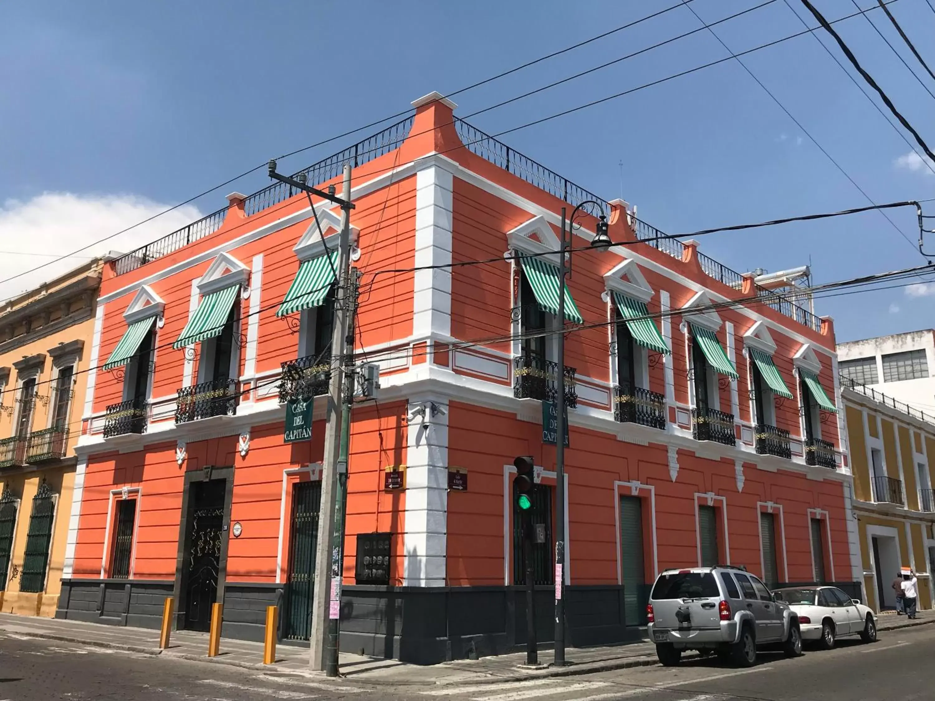Facade/entrance, Property Building in Hotel del Capitán de Puebla