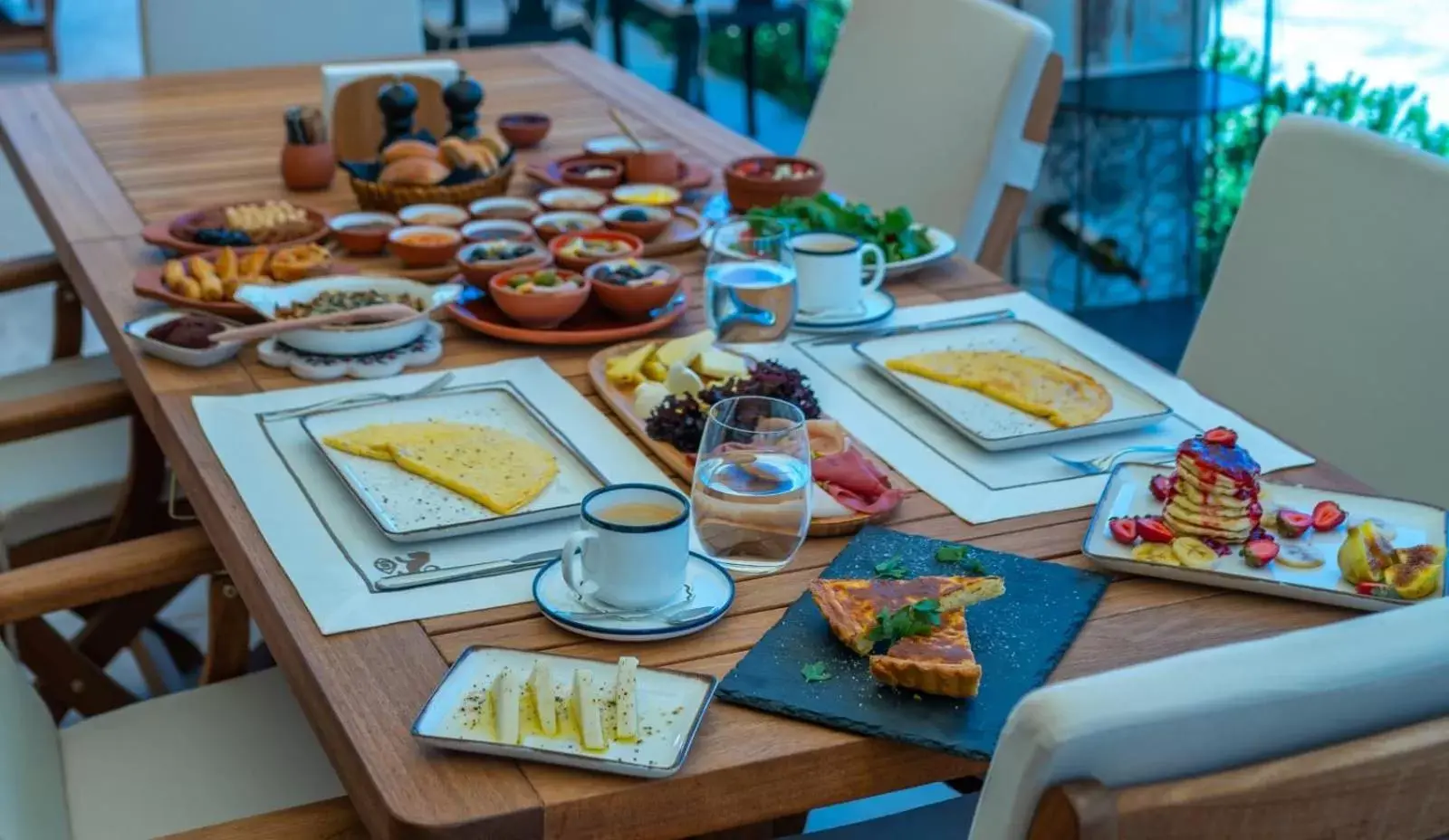 Restaurant/places to eat in Seraphim Cave Suites & SPA Restaurant/places to eat in Seraphim Cave Suites & SPA